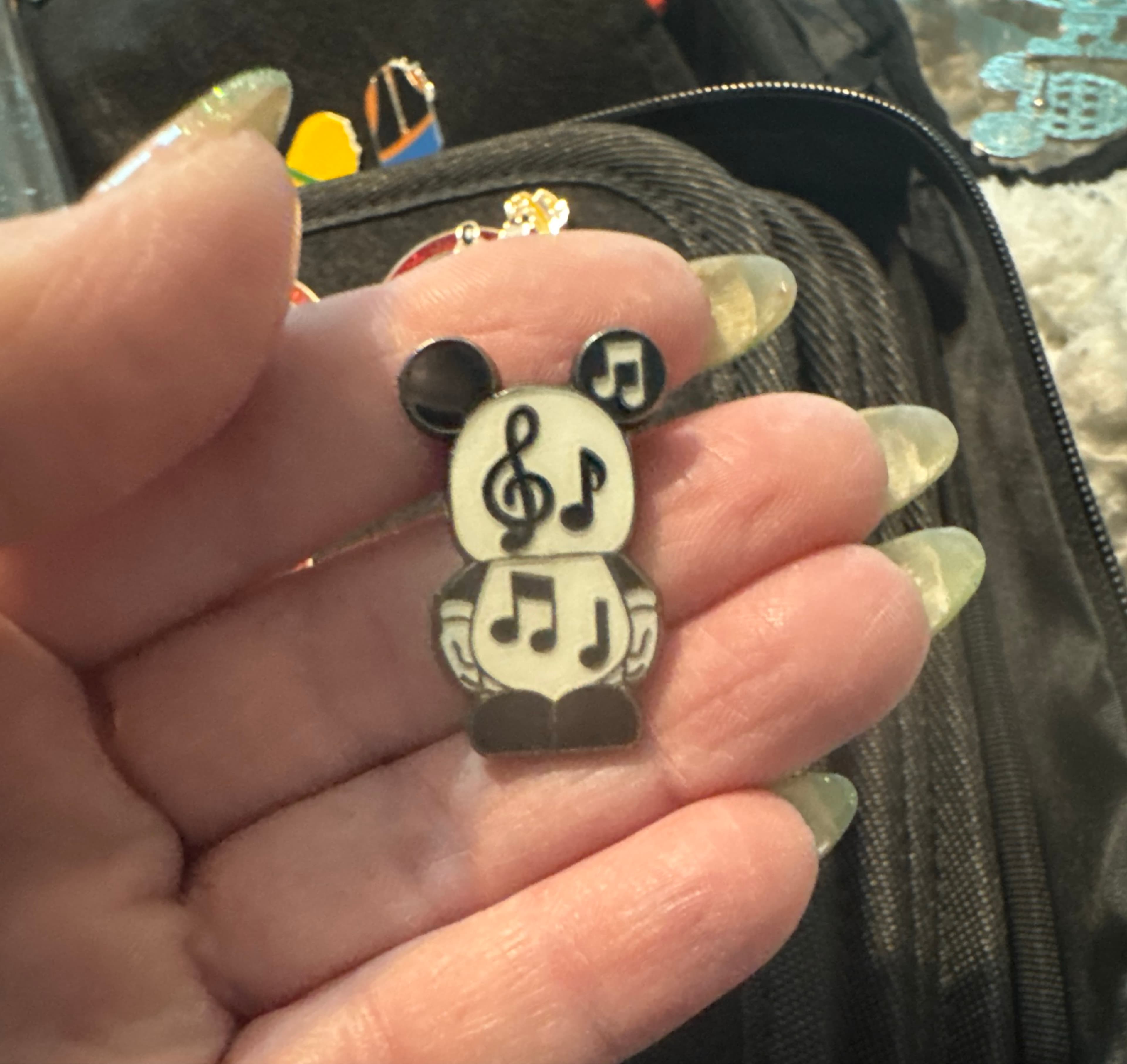 CHASER: Music Notes Jr. - Vinylmation Jr. Mystery Collection (Series 1) front