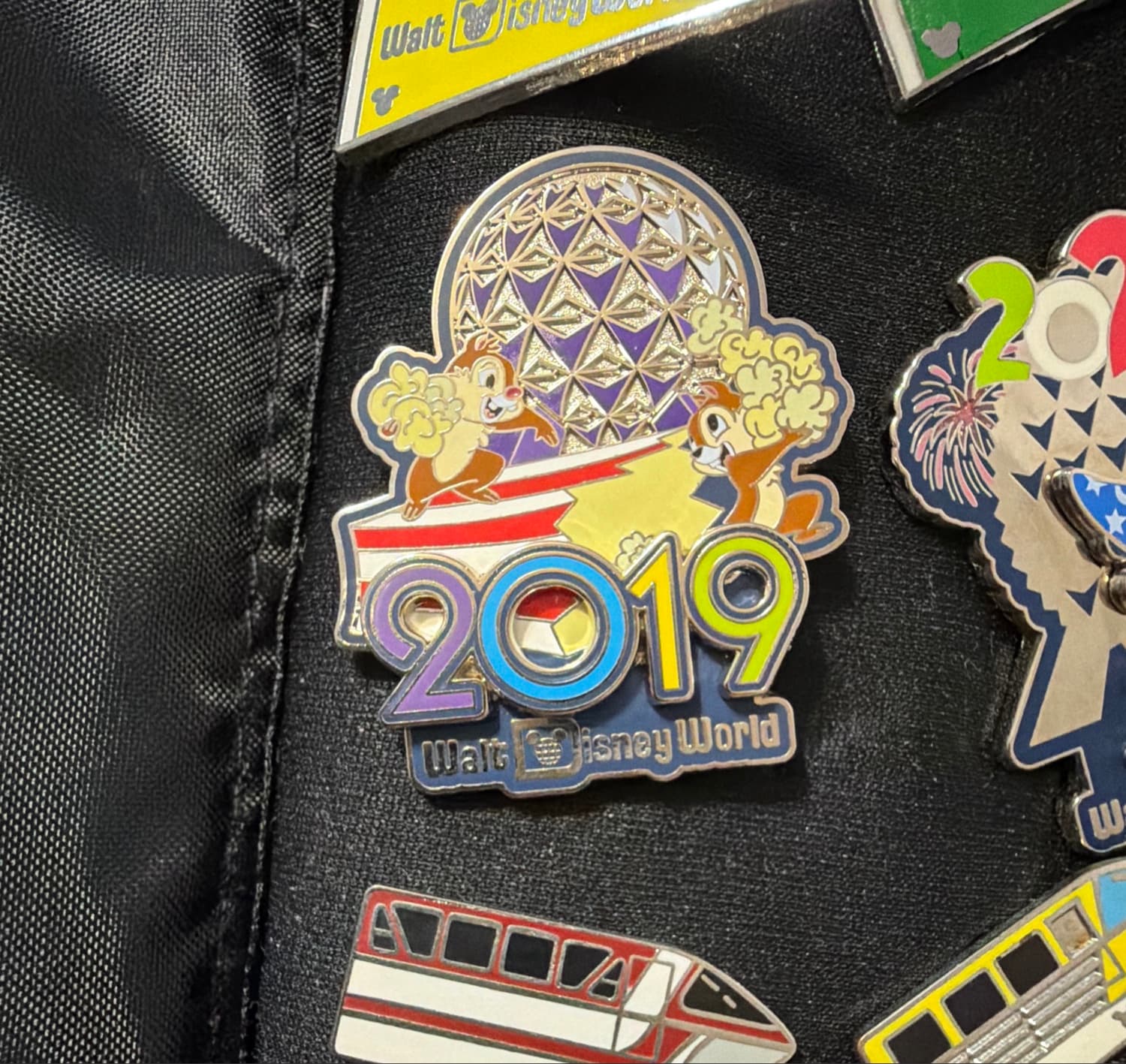Chip and Dale - 2019 Dated Year Pin - Walt Disney World front