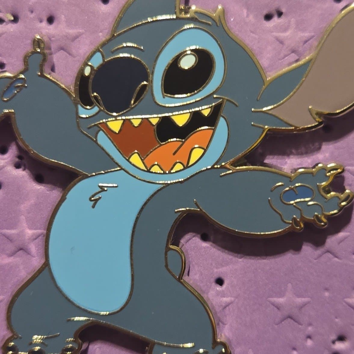 Stitch Smiling Arms Out