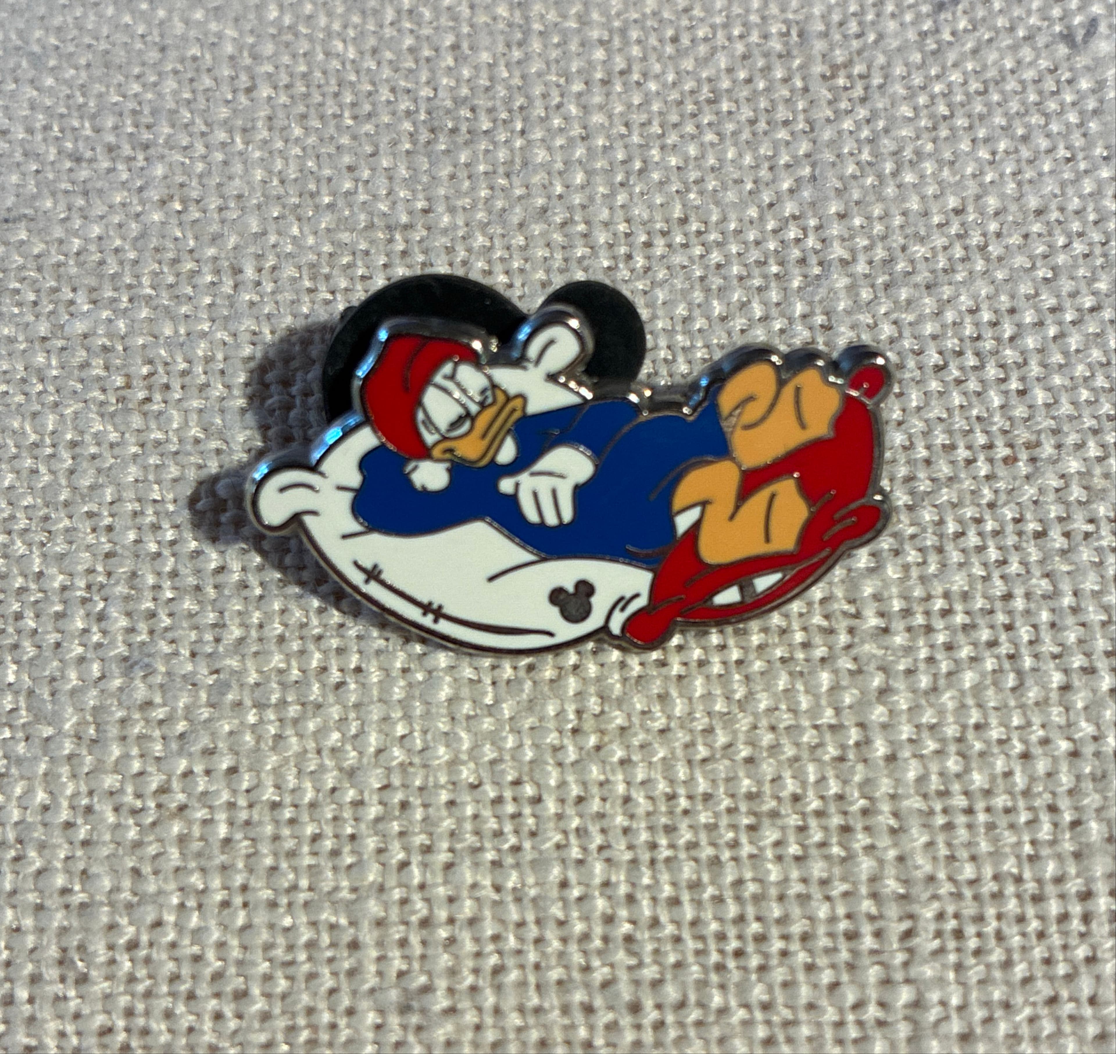 2012 Hidden Mickey - Characters Sleeping