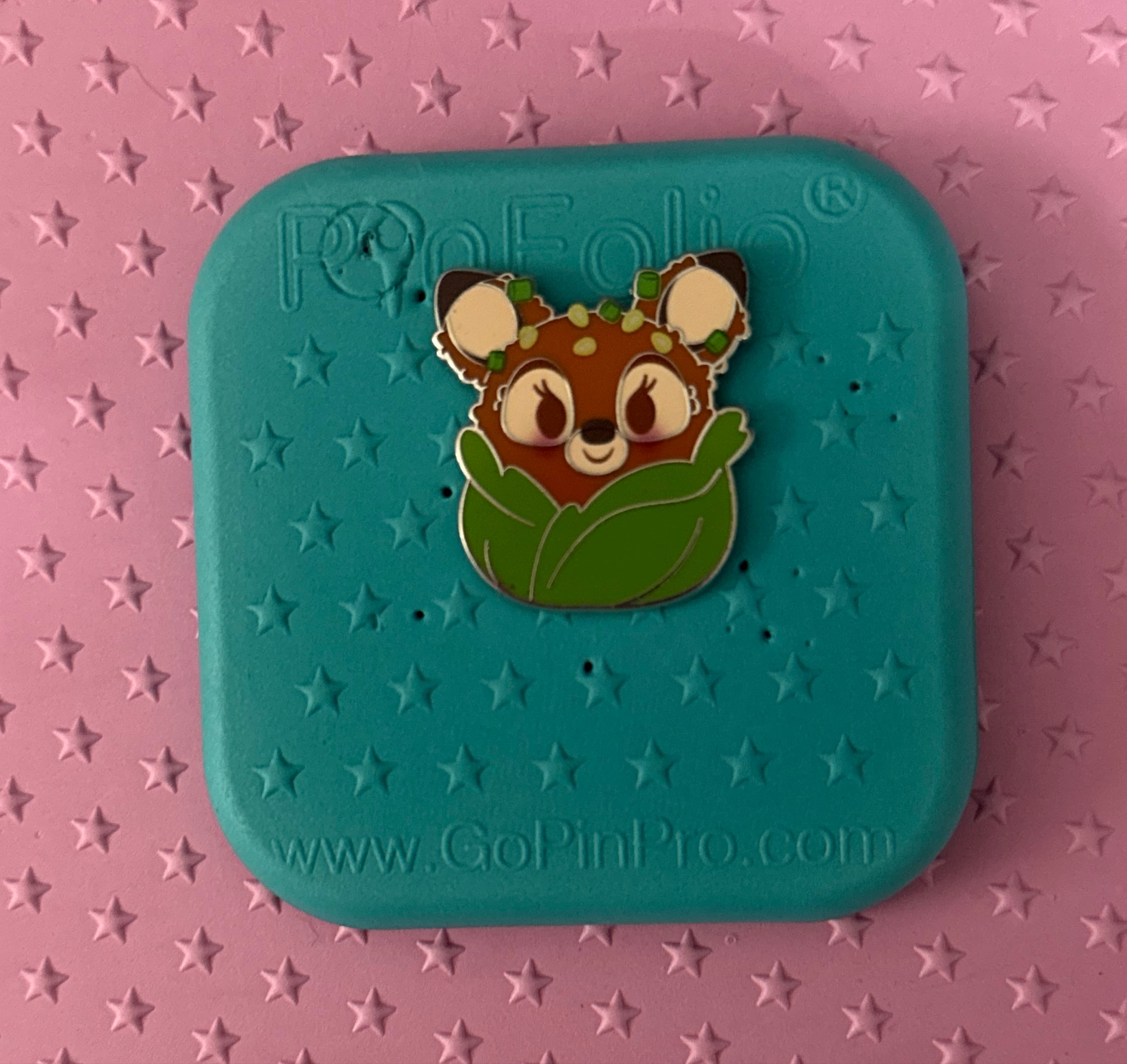 Bambi Lettuce Wrap - Munchlings Series 2 front