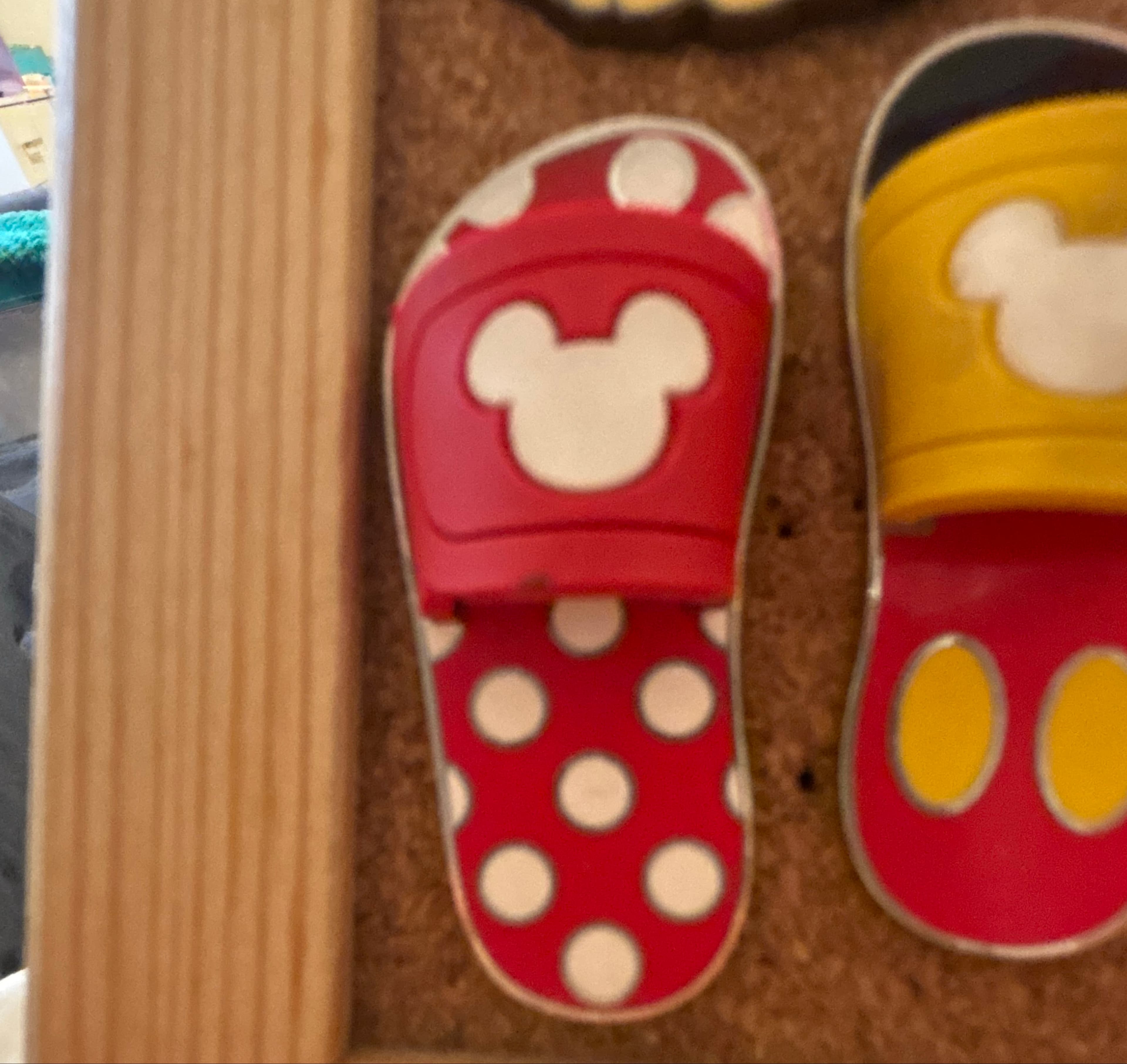 Minnie Mouse Slipper - Magical Mystery Series 29 front