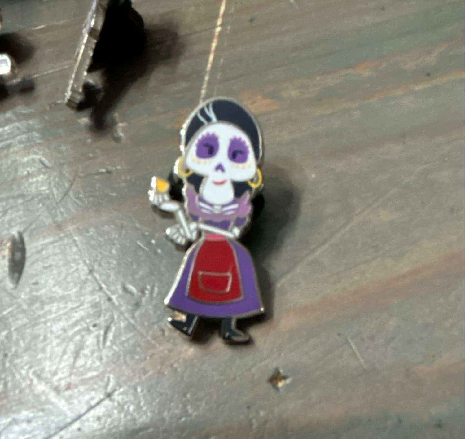Mama Imelda (Walking, Holding Candle/Cup) - Coco
