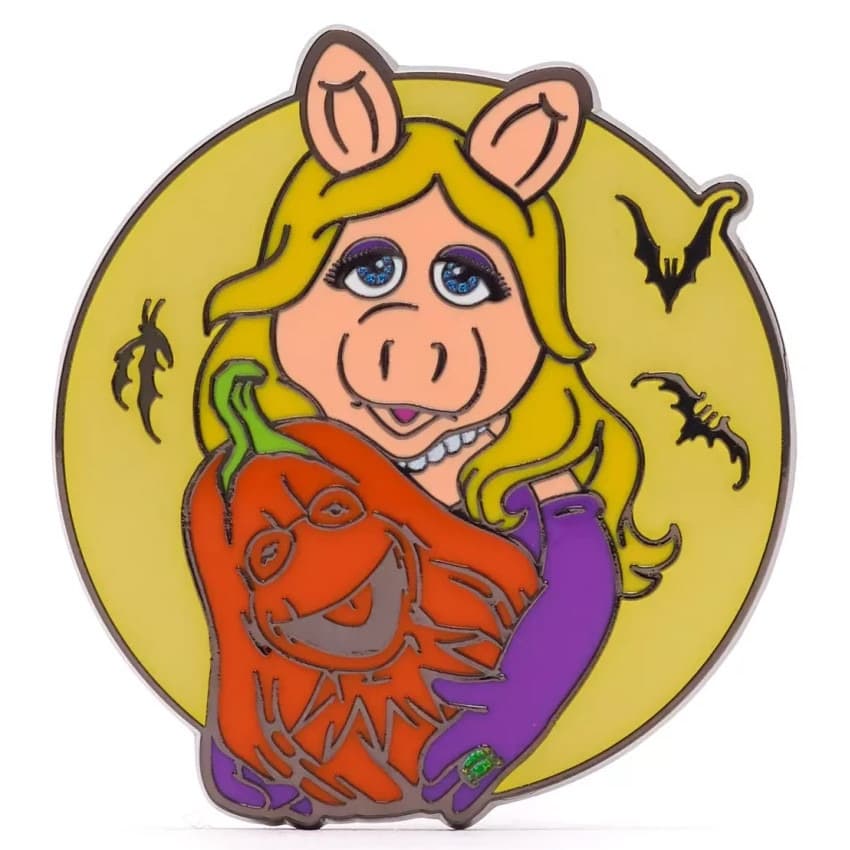 Miss Piggy with Kermit Pumpkin