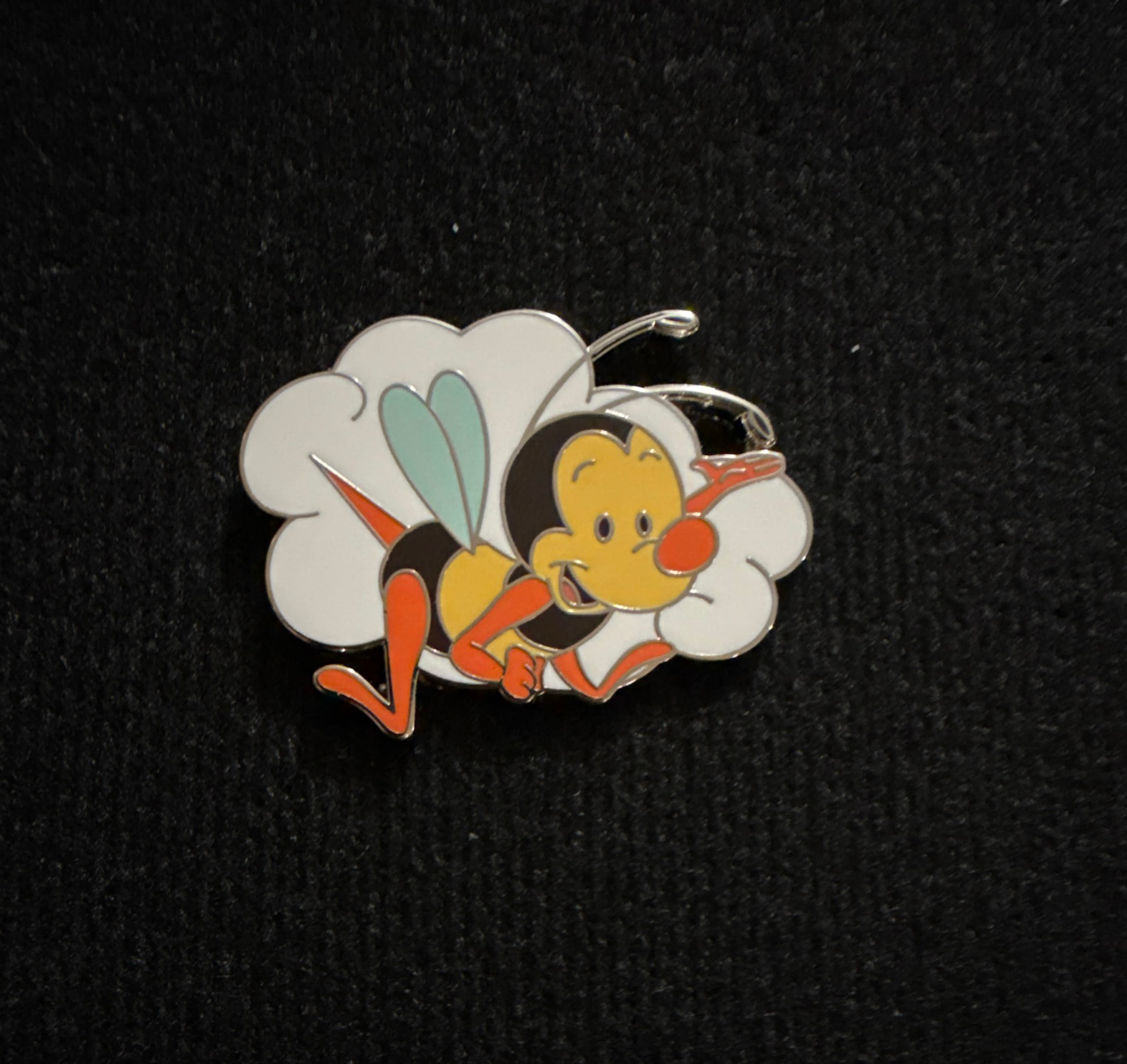 Spike the Bee - Fantasy Flights Mystery Pin Set front