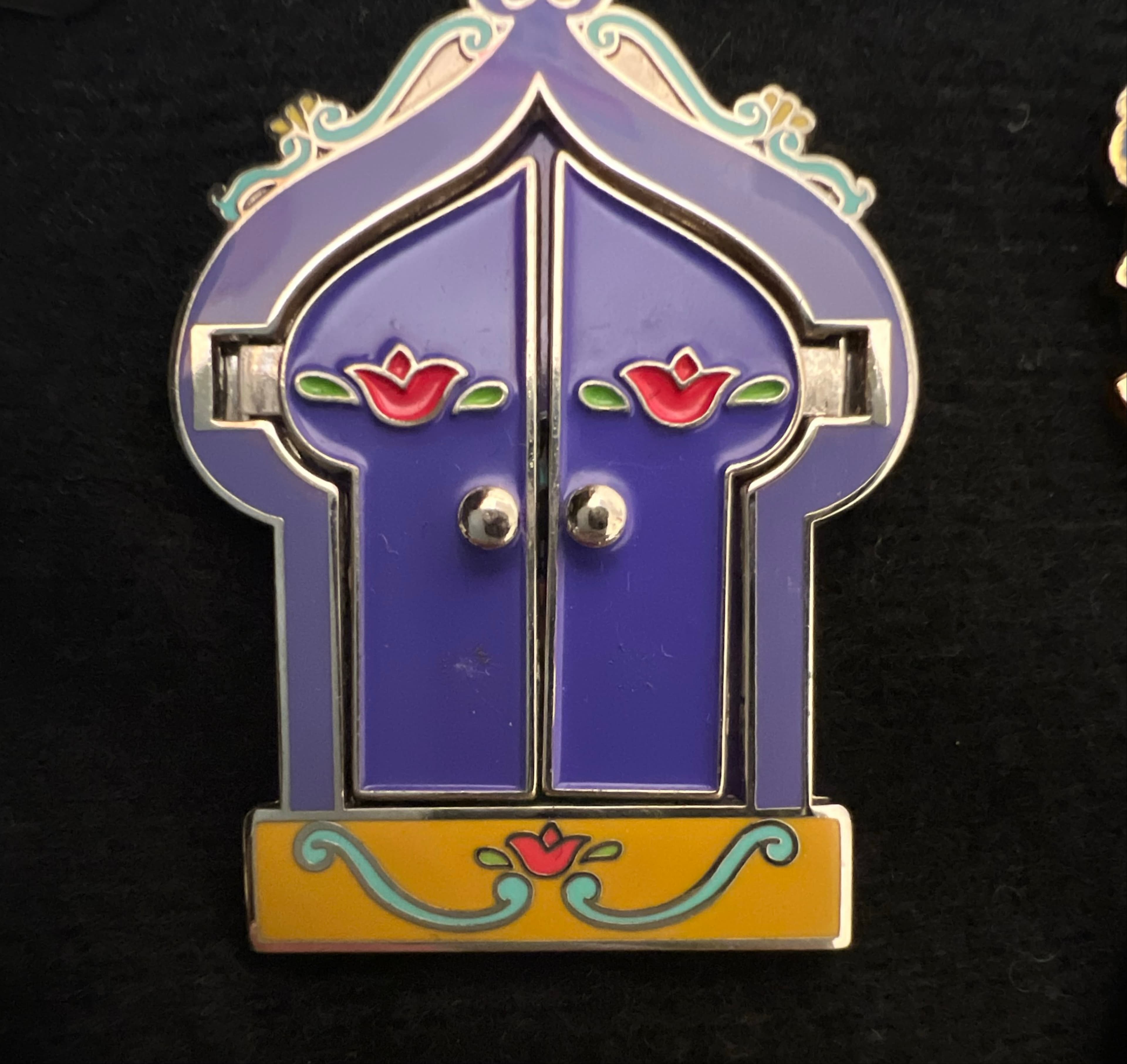 Jasmine's Agrabah Palace Hinged Pin - Aladdin - Disney Castle Collection