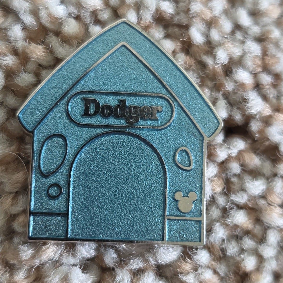 Dodger Doghouse Hidden Mickey Chaser Pin front