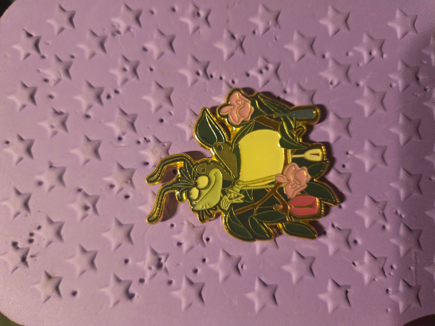 Disney Princess Sidekick Floral Blind Box Pin Set
