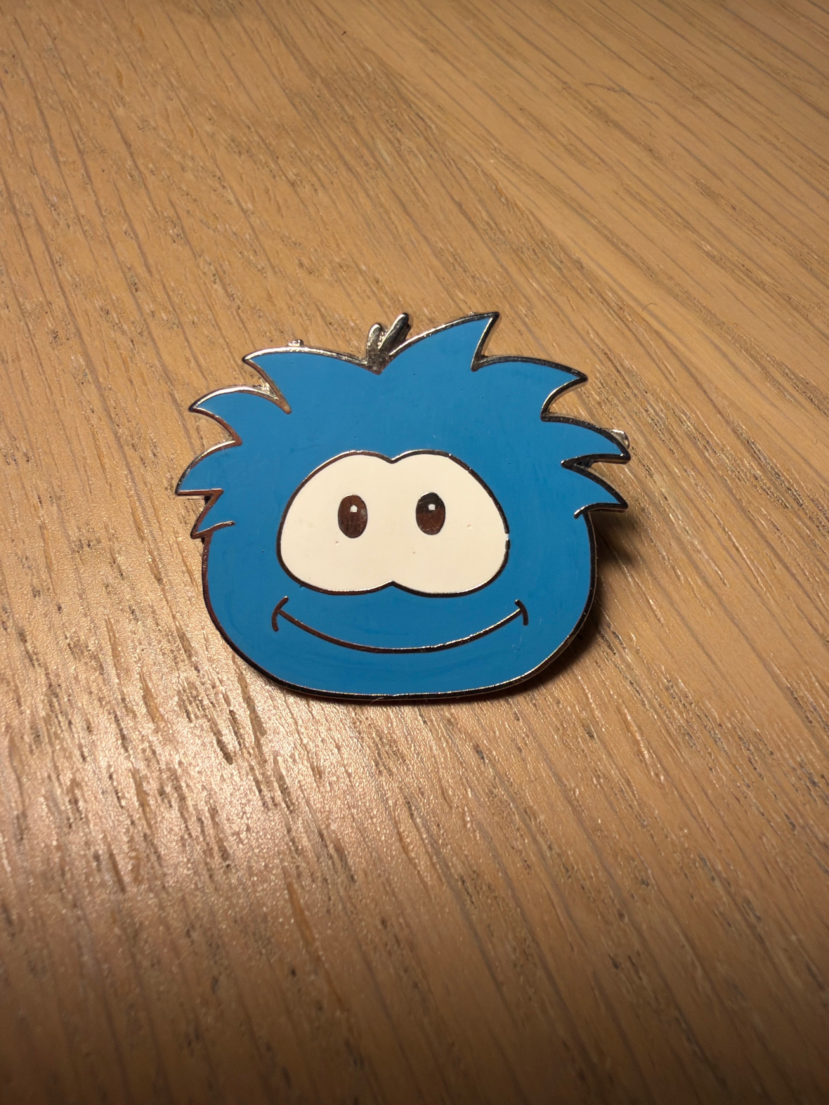 Light Blue Puffle - Club Penguin Puffles Booster Pack