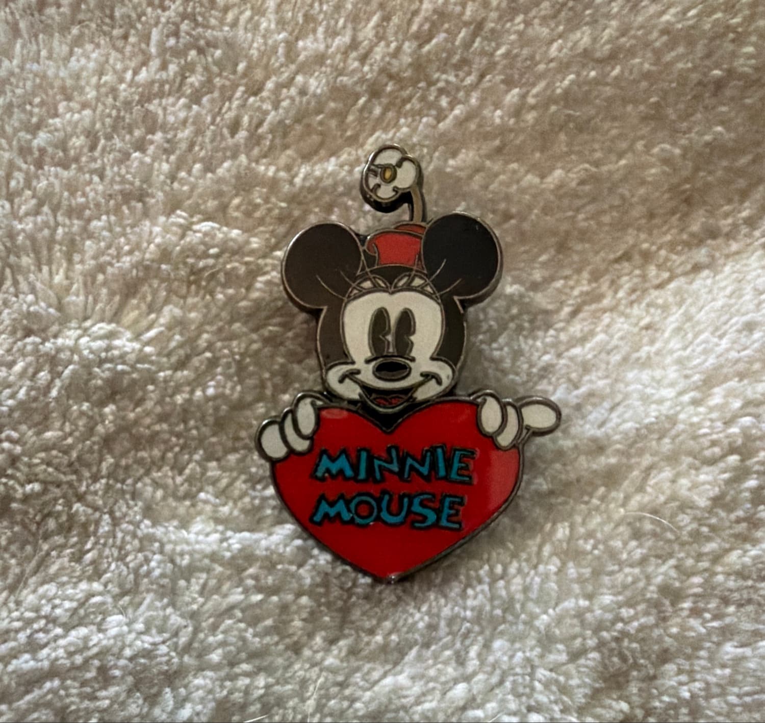named heart Minnie front