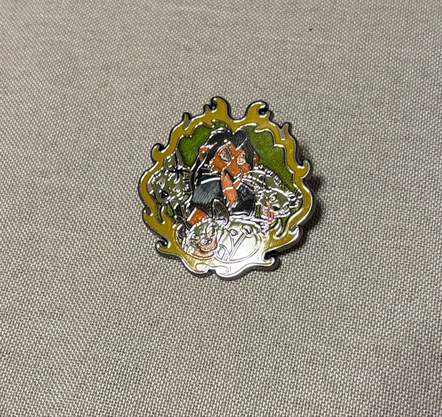Villains Crest Series