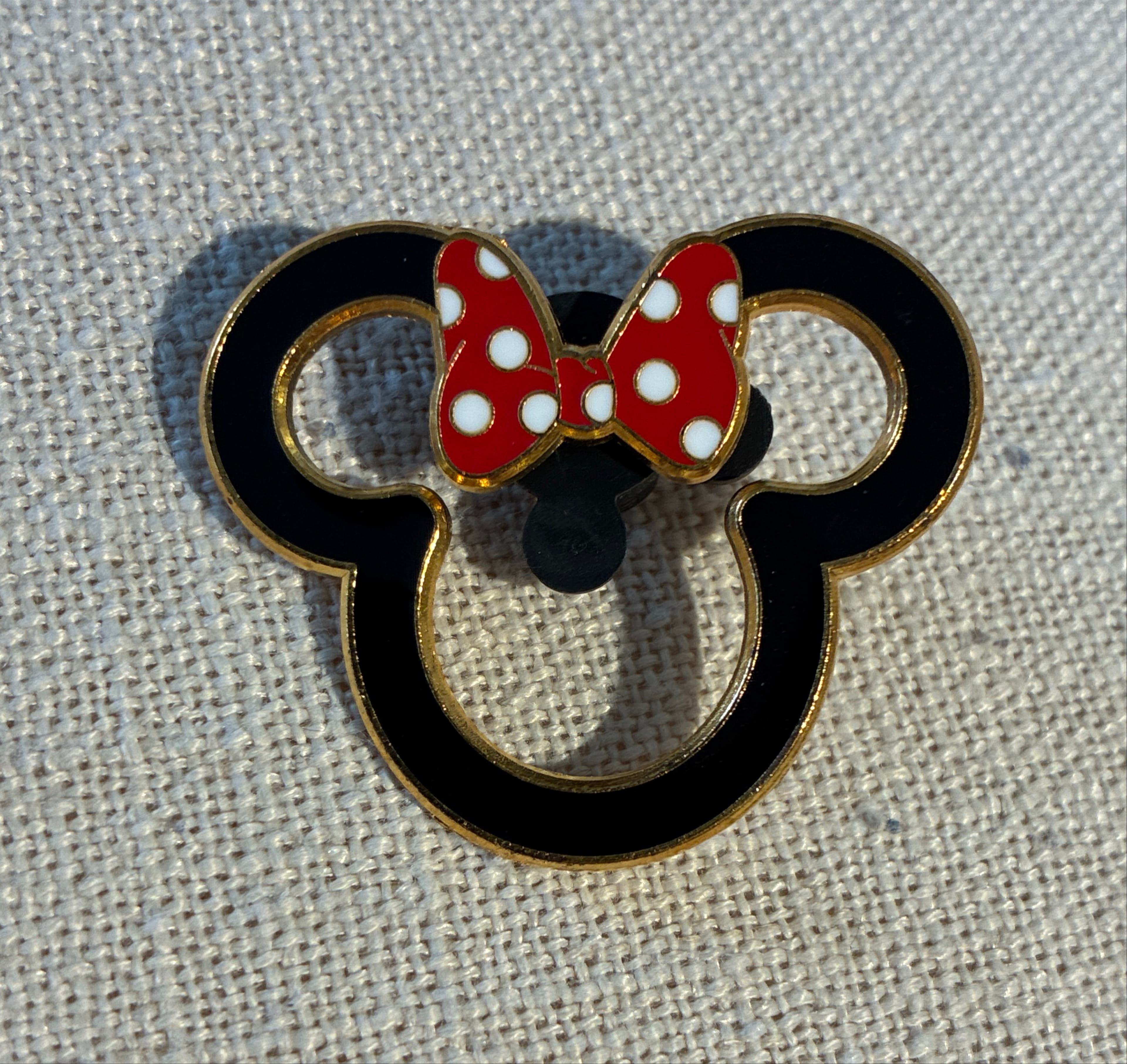 Minnie Mouse Head with Bow front