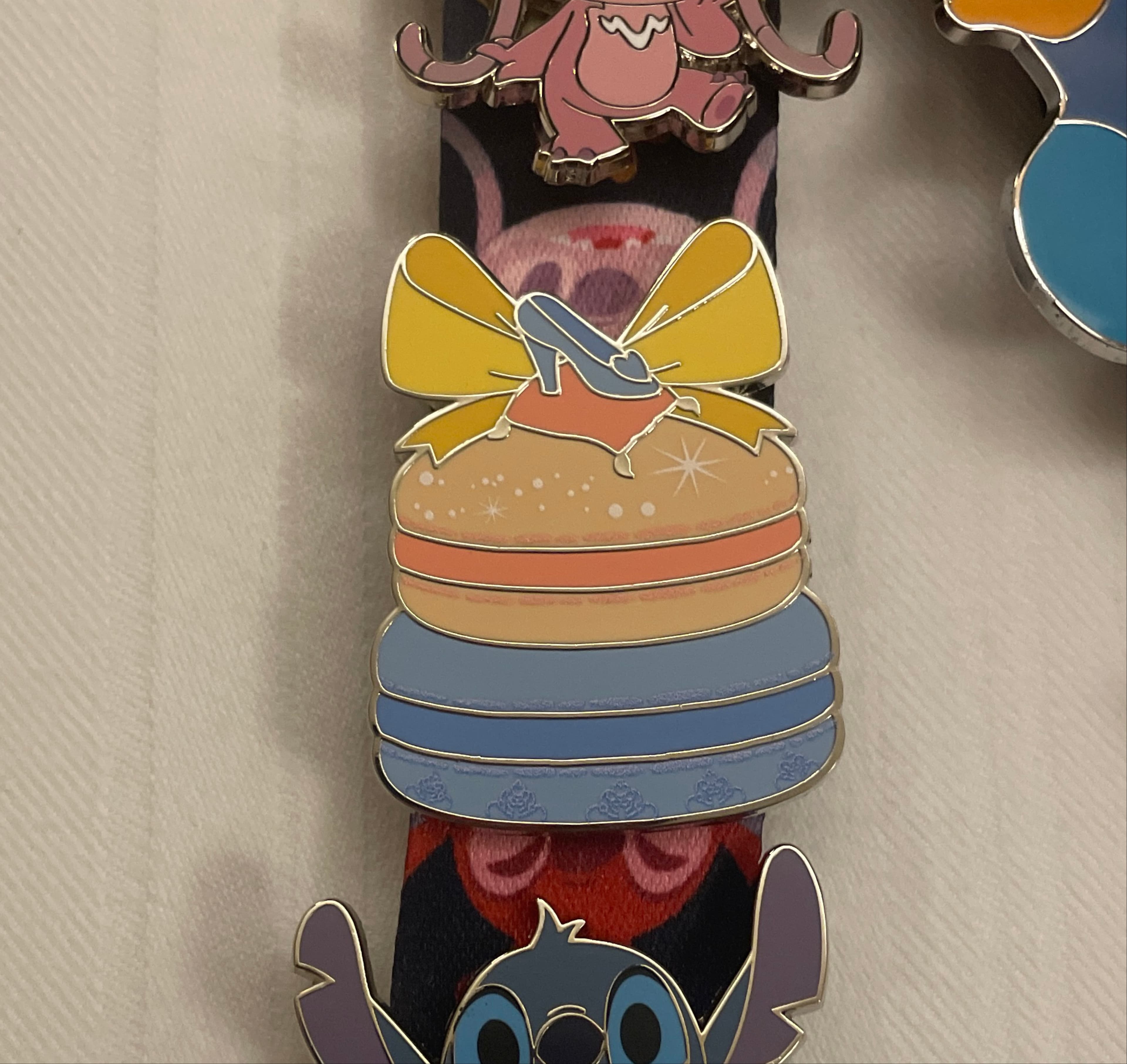 Cinderella Macaron - Princess Pastries Mystery Pin Collection front