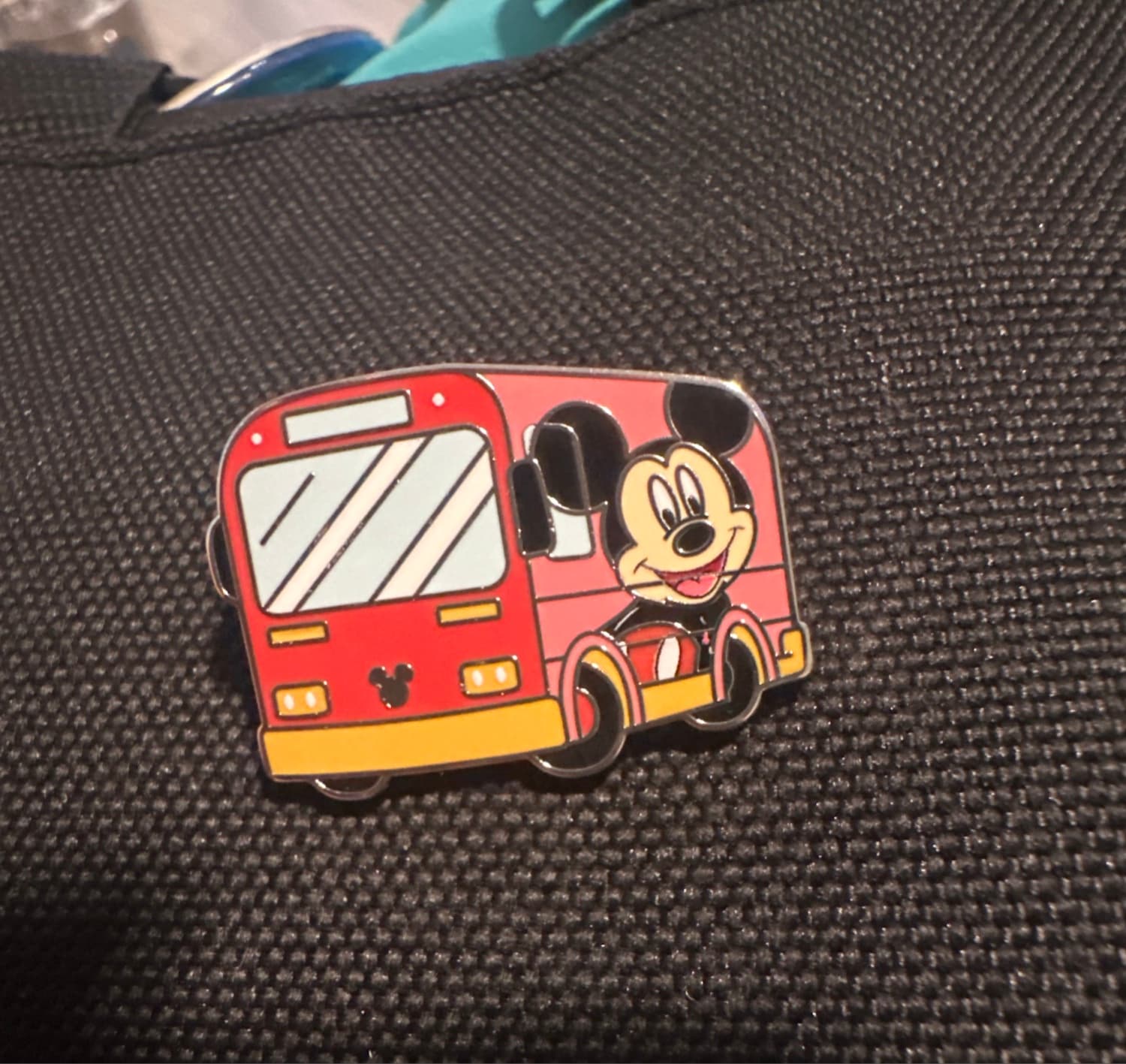Hidden Disney 2026: Disney Buses Pin - Mickey Mouse