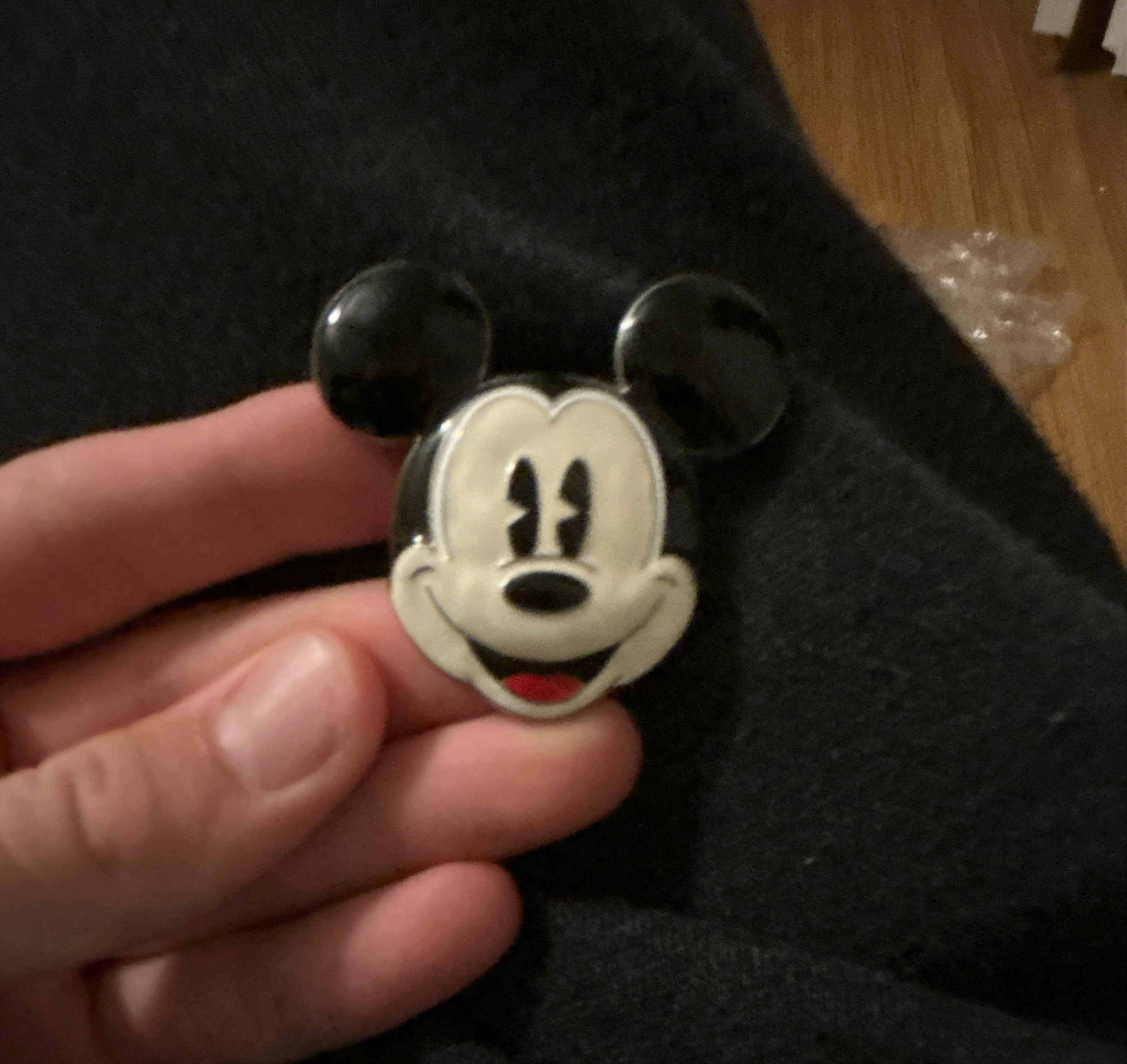 Mickey Mouse Classic Smiling Face Pin front