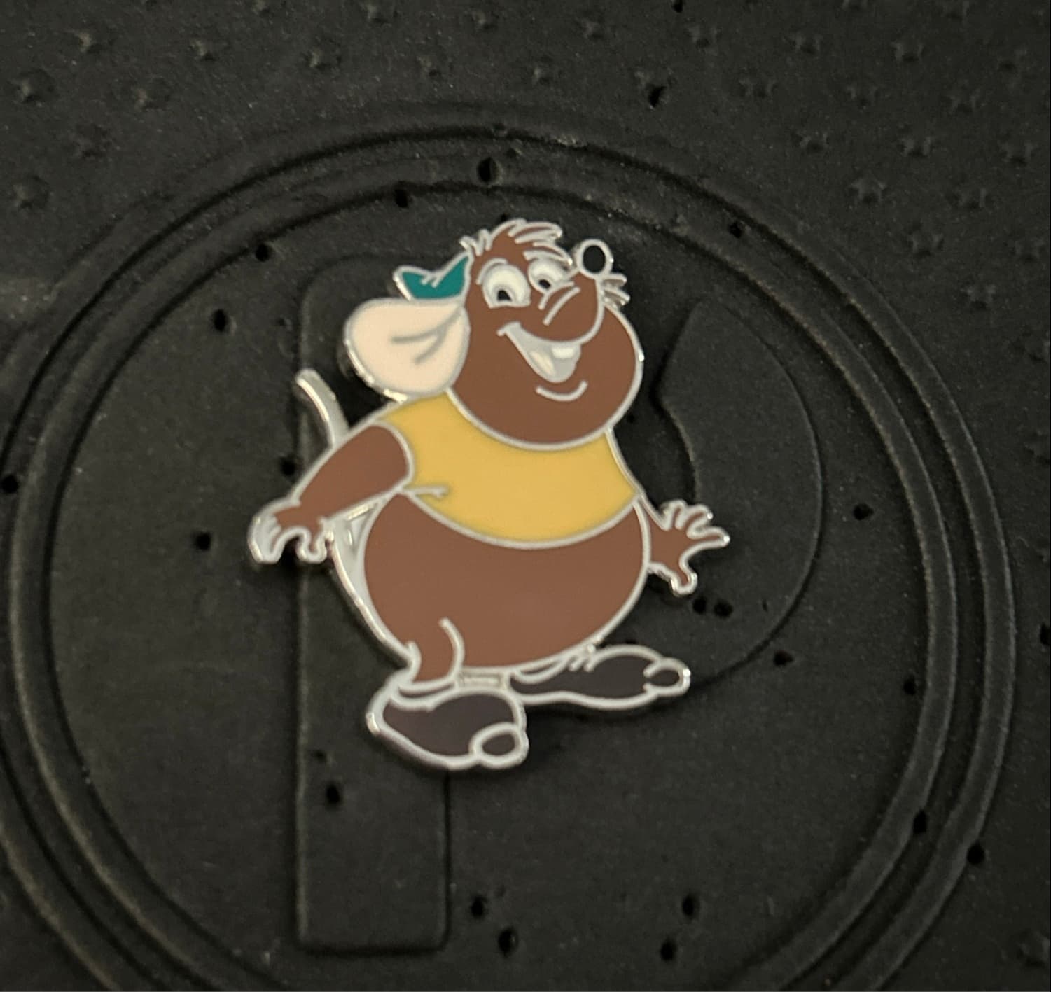 Jaq and Gus 2 Pin Set