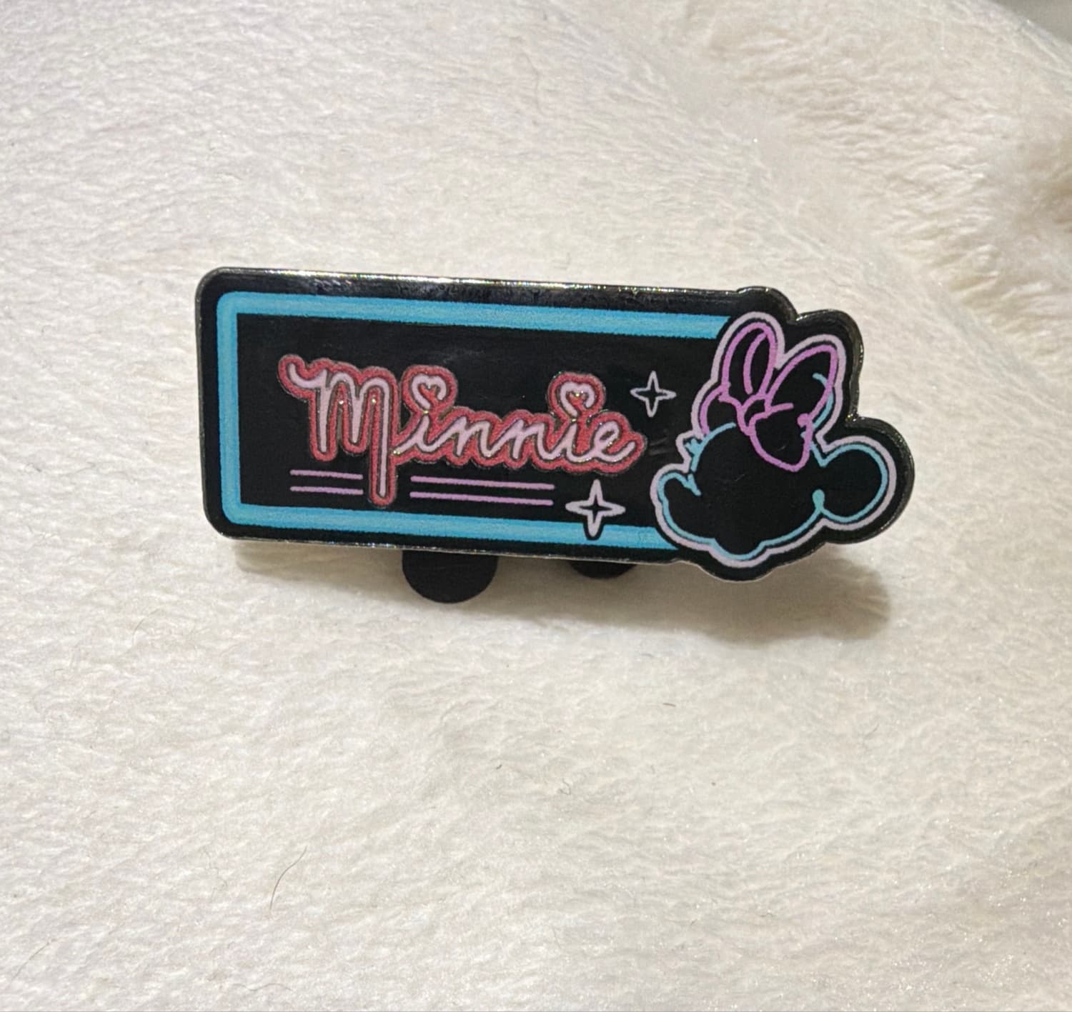 Minnie front