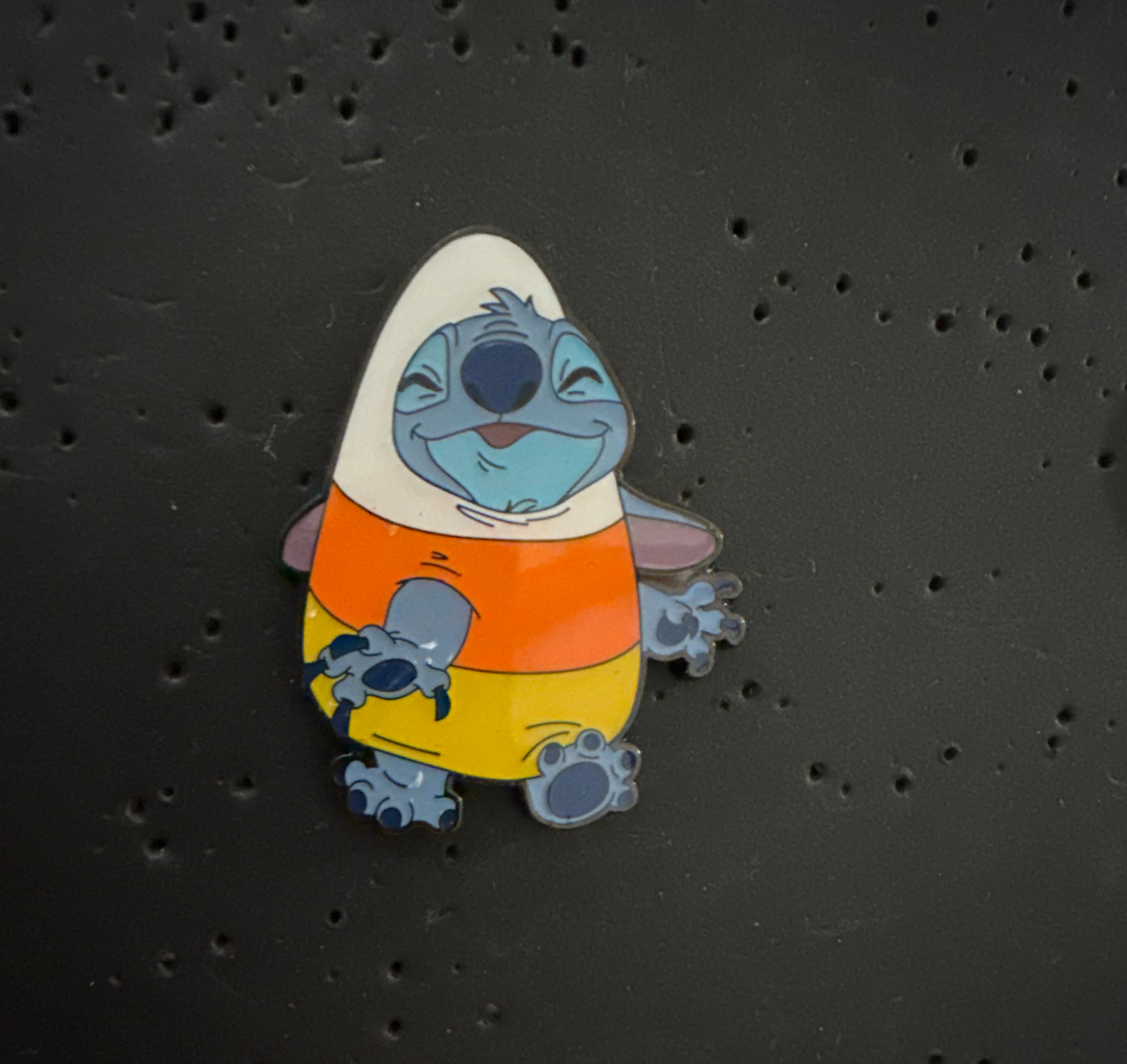 Loungefly - Stitch Halloween Blind Box V2 - Candy Corn Stitch