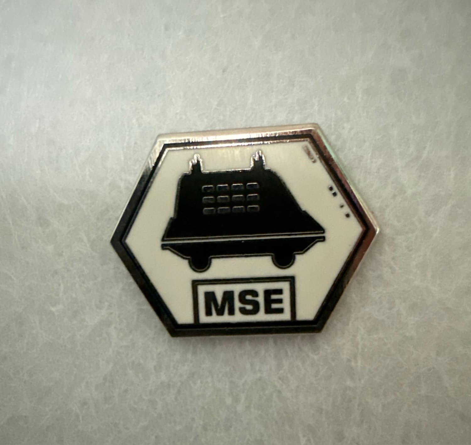 Disney Star Wars Galaxy's Edge MSE Droid Depot Mystery Collection Trading Pin front