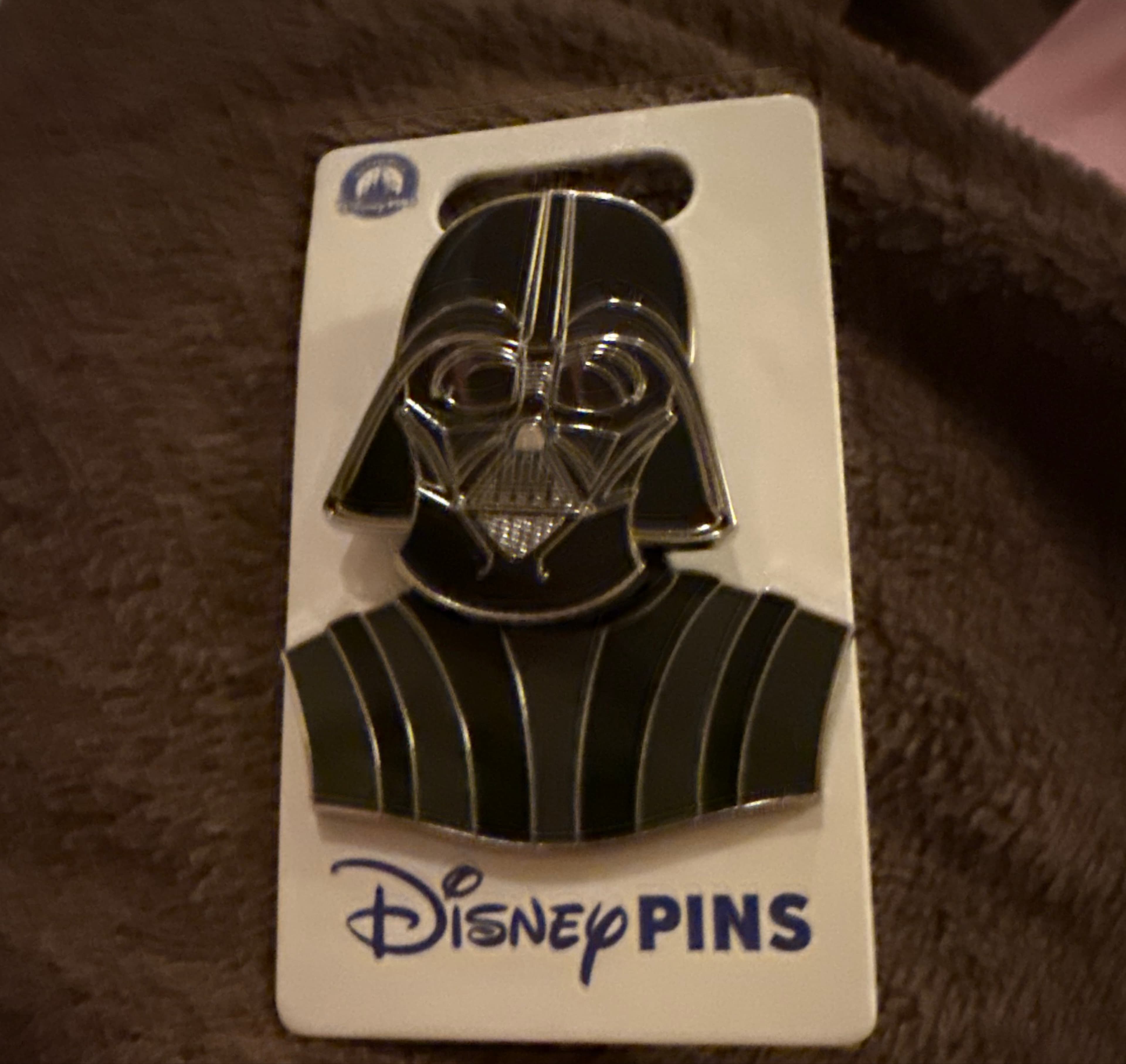 Darth Vader Star Wars Disney Pin front