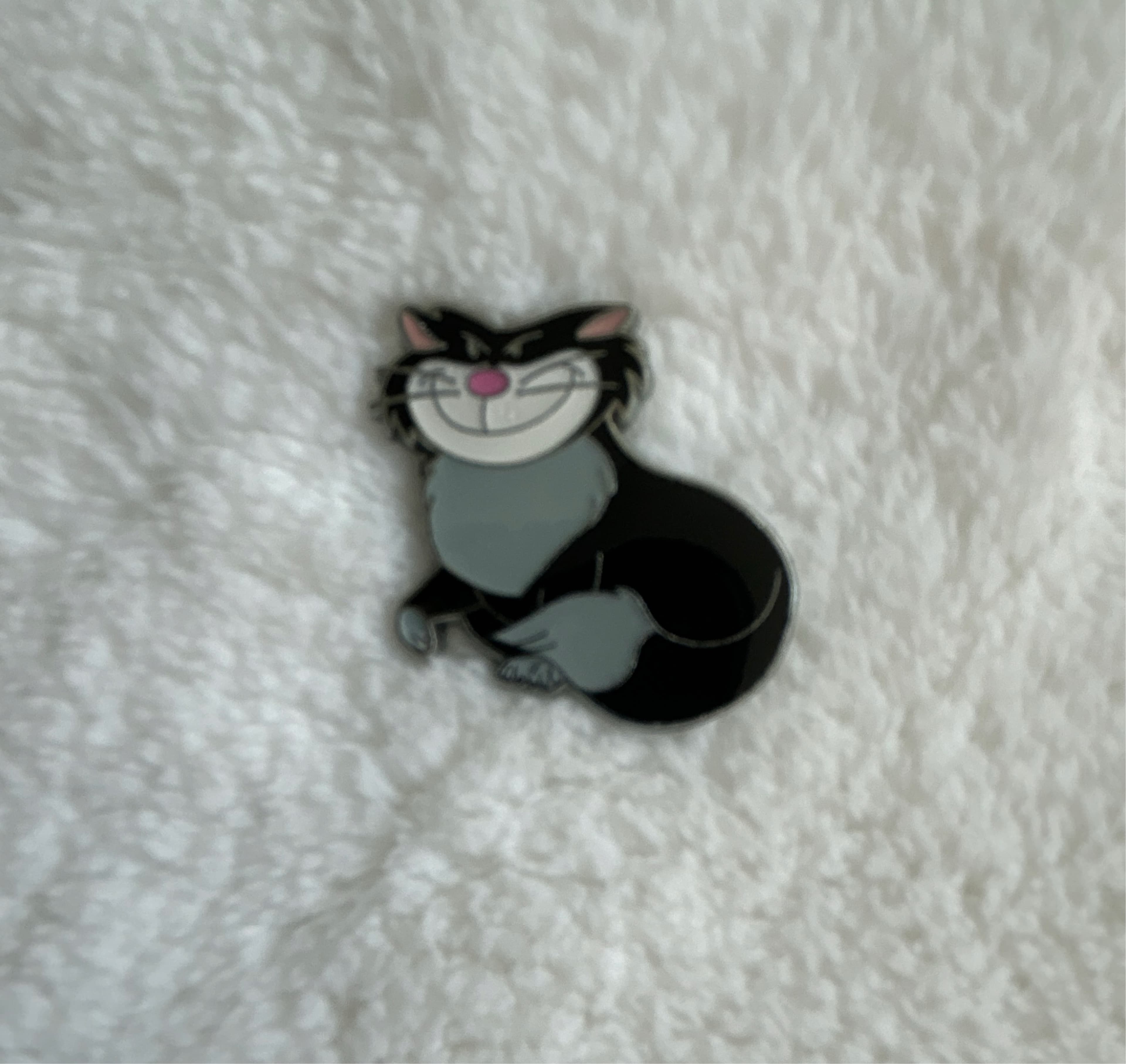 Cheshire Cat Sitting Full Body