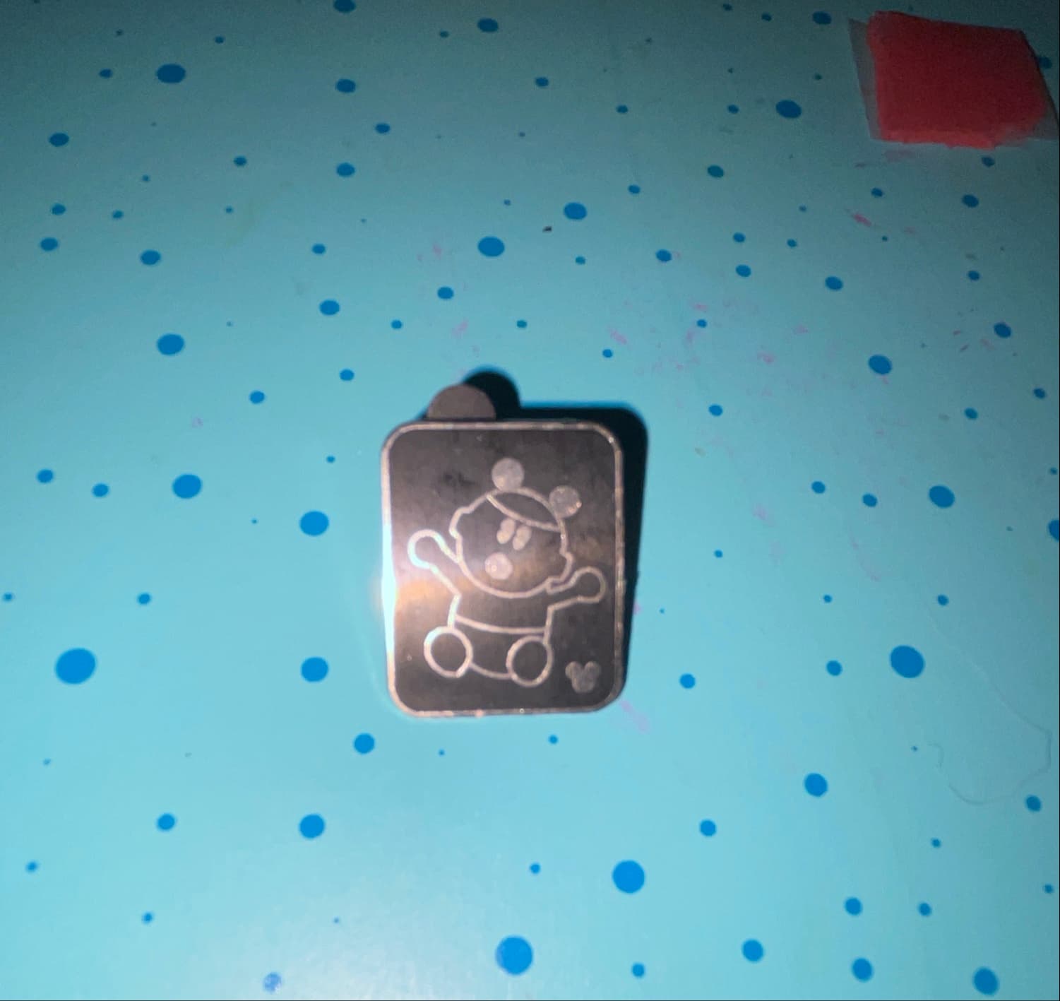 Hidden Mickey family pins