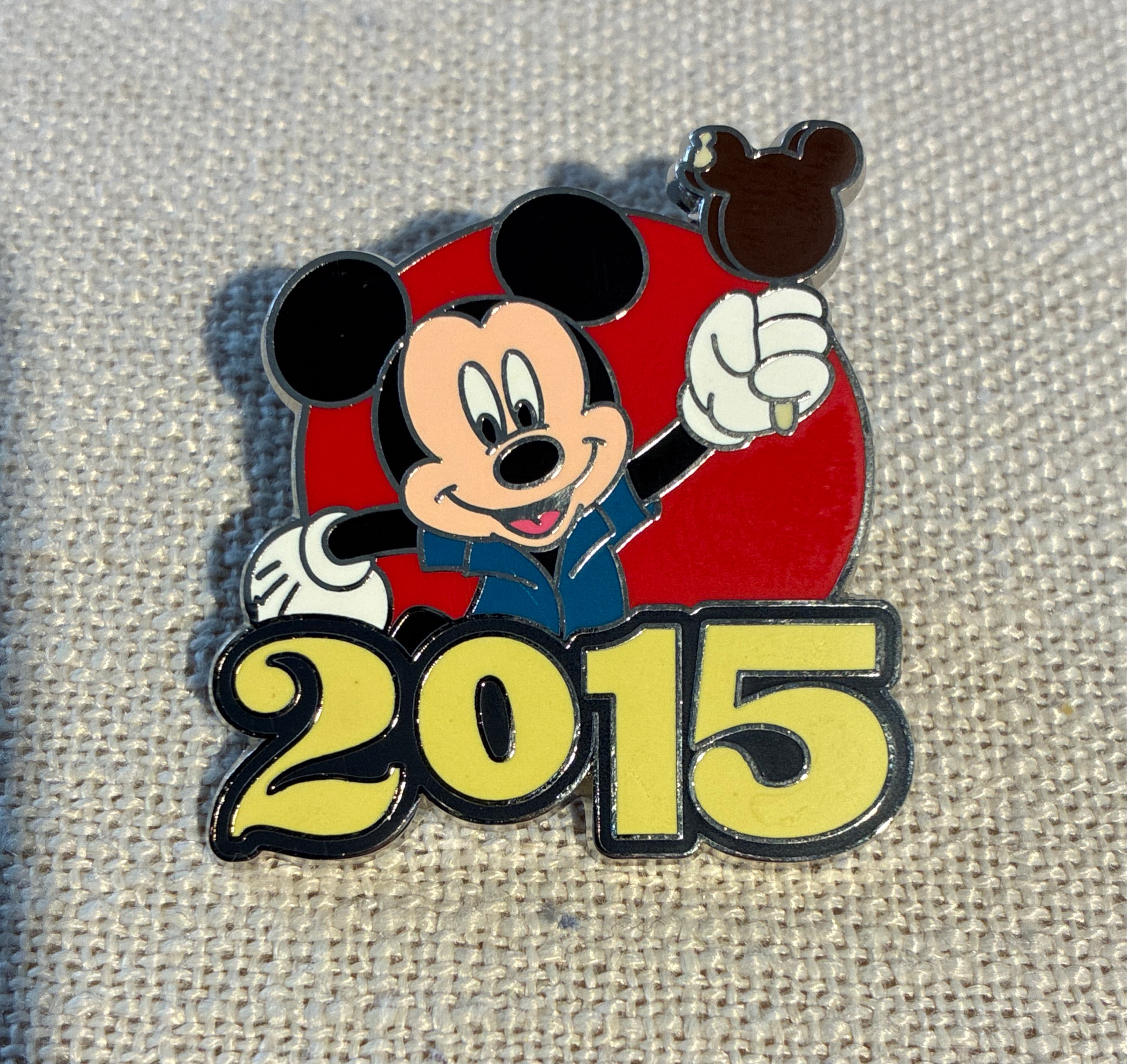 Mickey Mouse Ice Cream Bar 2015 Dated Pin