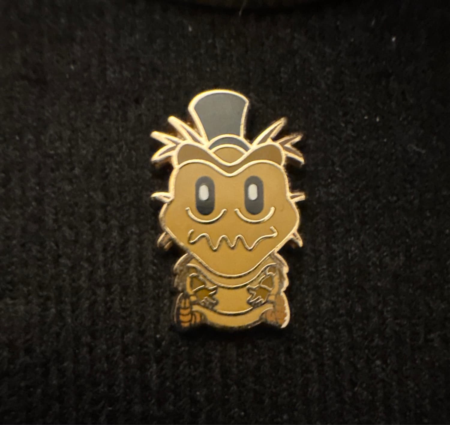 2019 Hidden Mickey - Disneyland D Characters