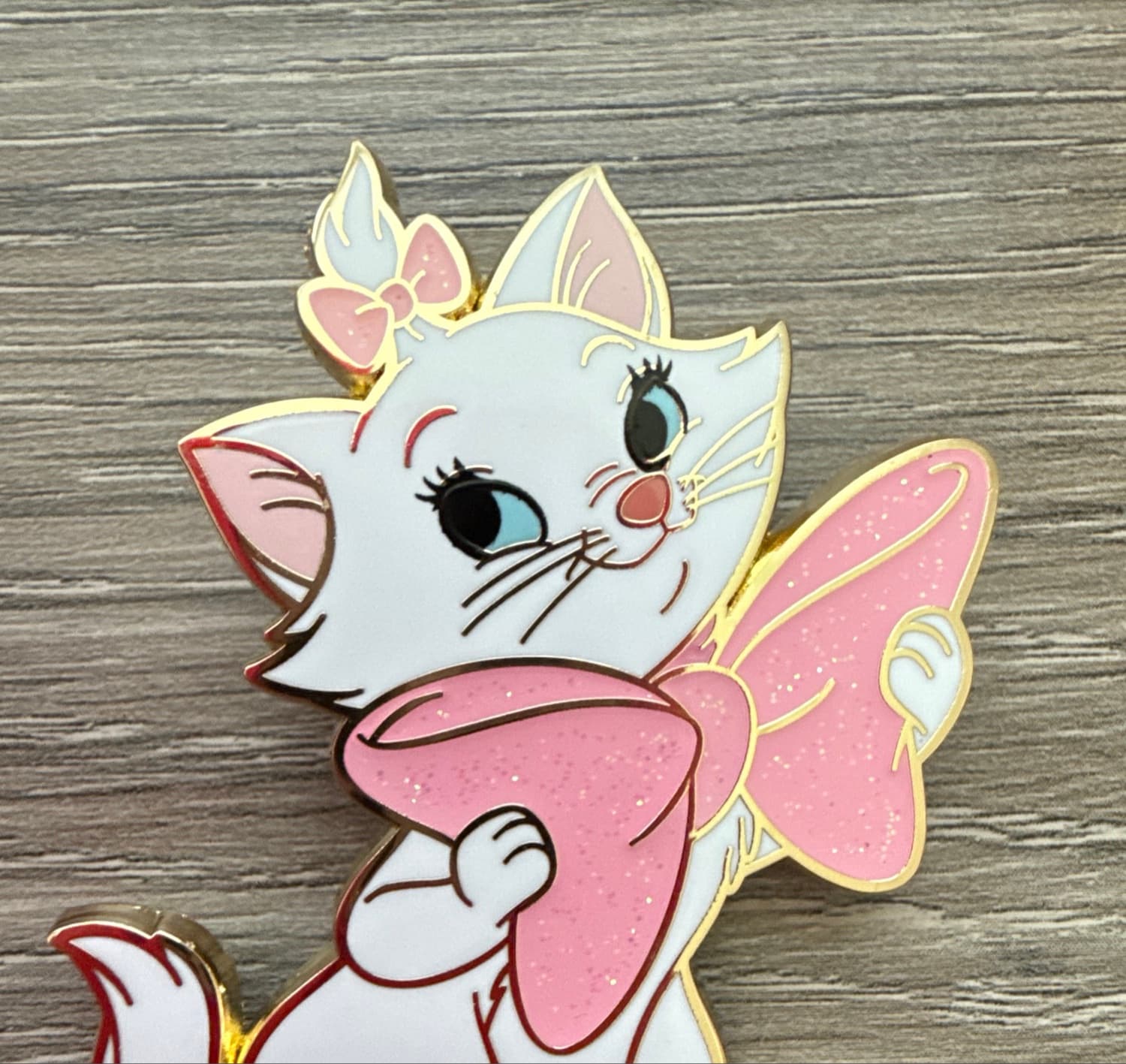 Disney Marie Pink Big Bow Glitter Exclusive Enamel Pin front