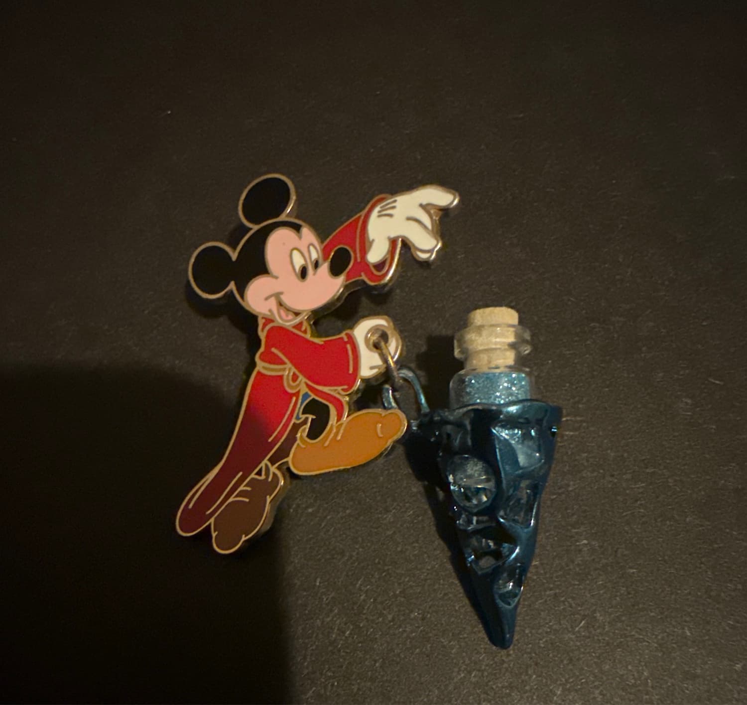 Mickey Mouse Dangle Bottle