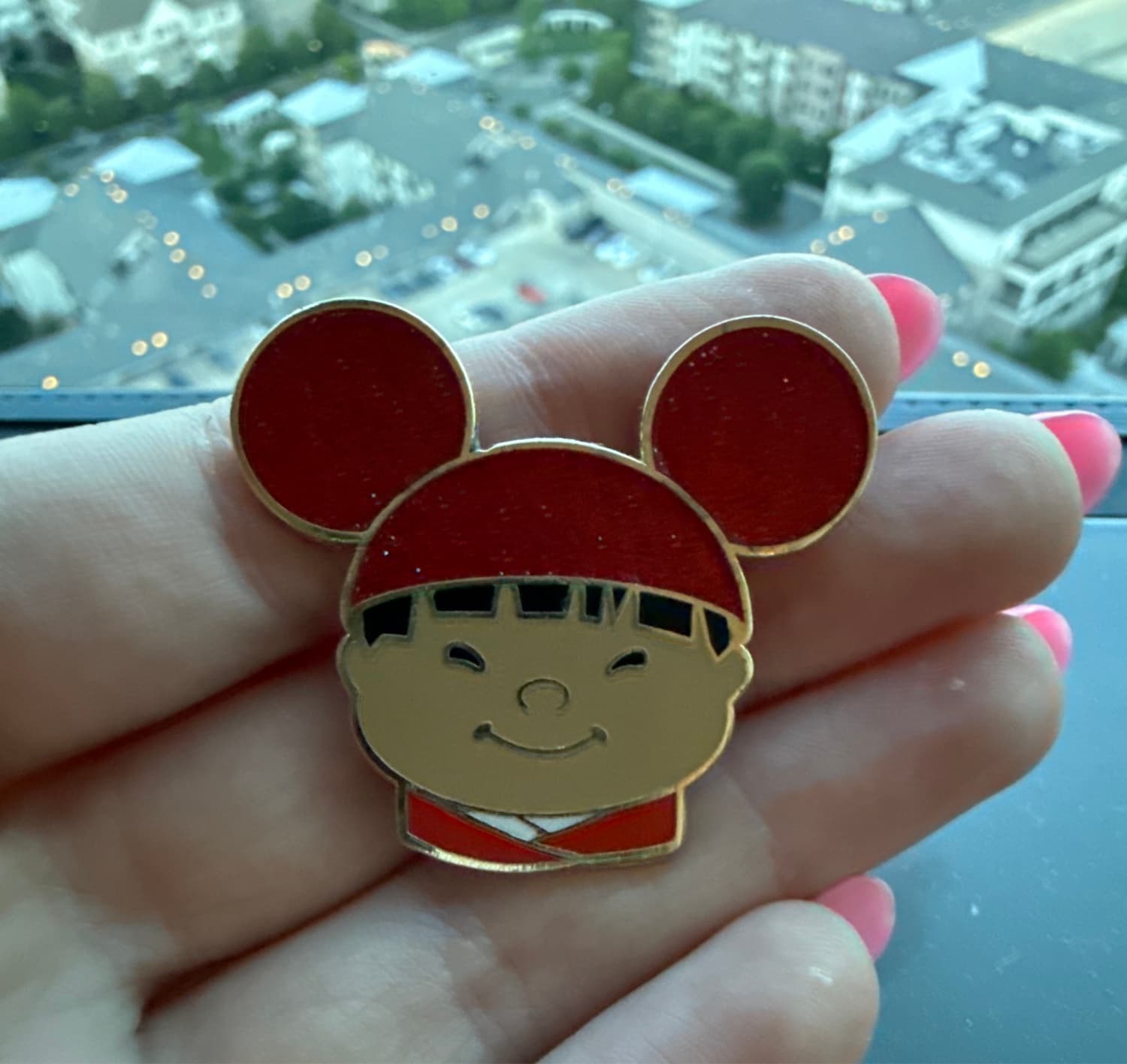 It's a Small World Kids with Mouse Ears - Mystery Tin Collection