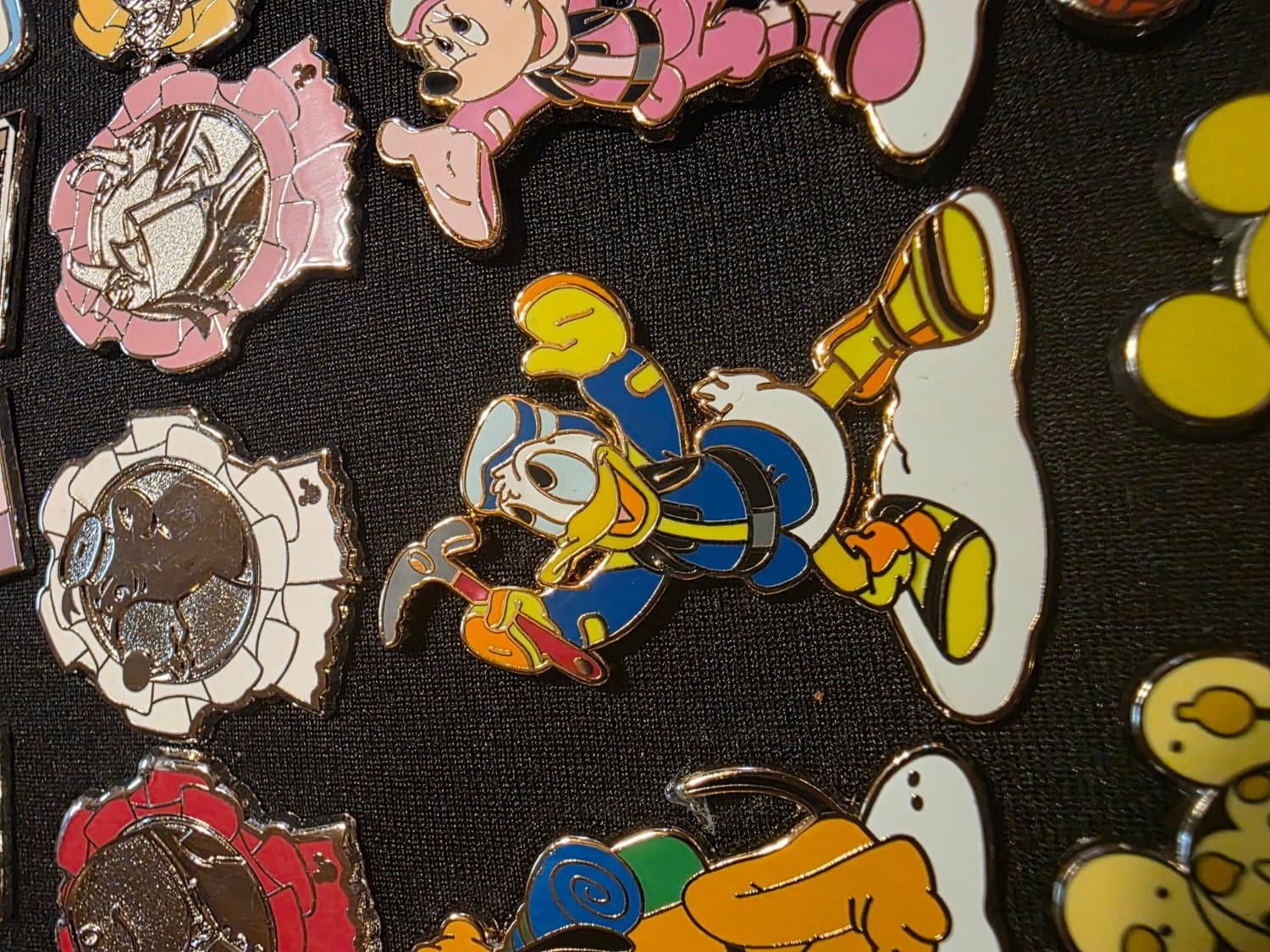 WDW - Expedition: PINS - Returning theTreasure - Framed Set (Donald Only) front