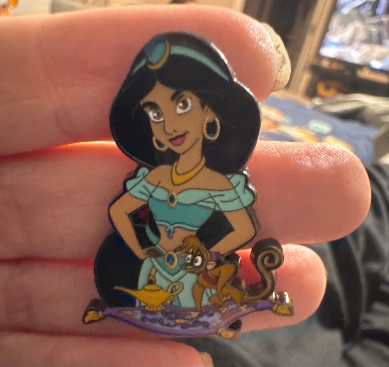 Loungefly Princess And Sidekick Pin - Jasmine And Abu