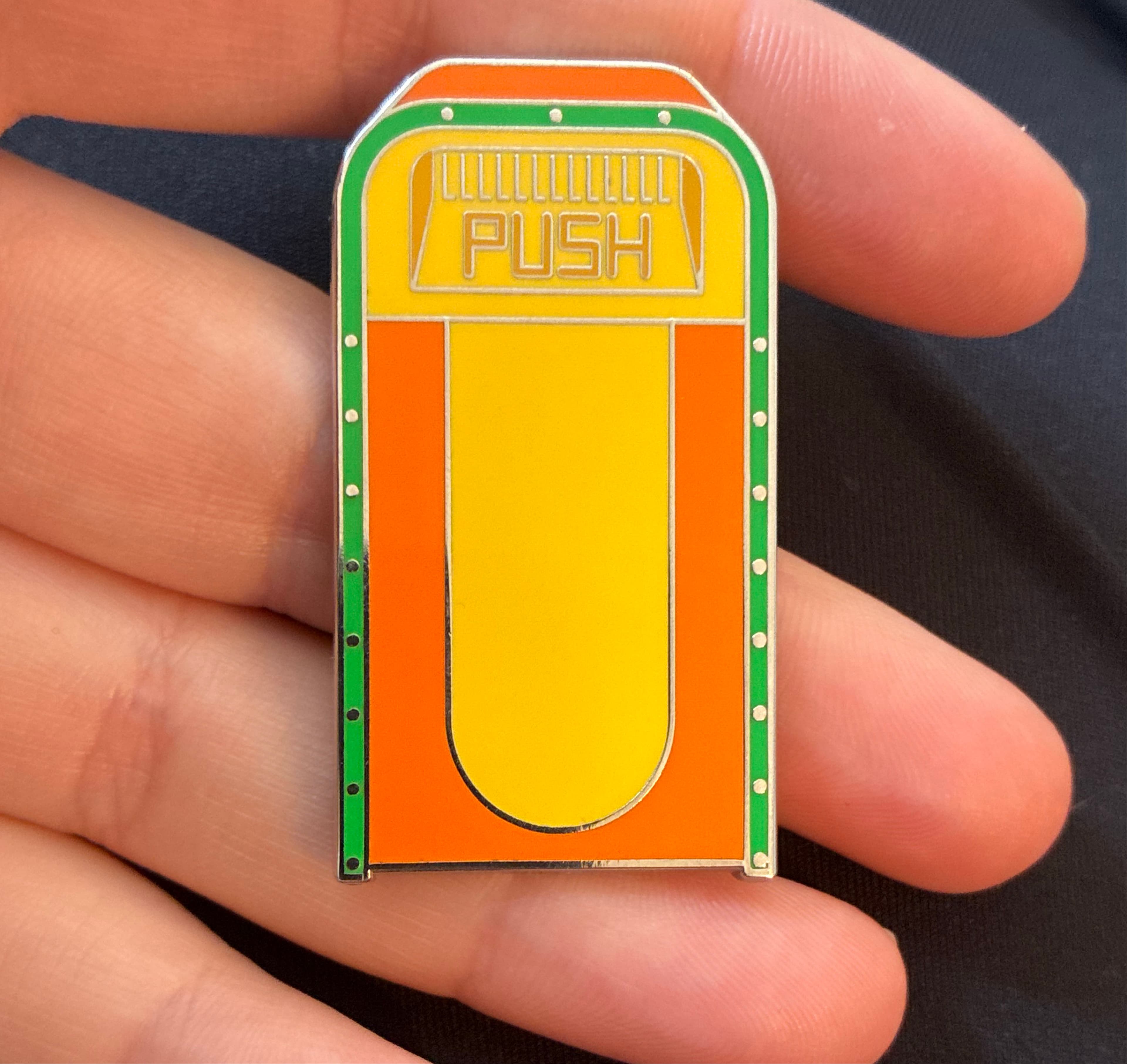 Disney Character Trash Bins Mystery Pin Pouch Set