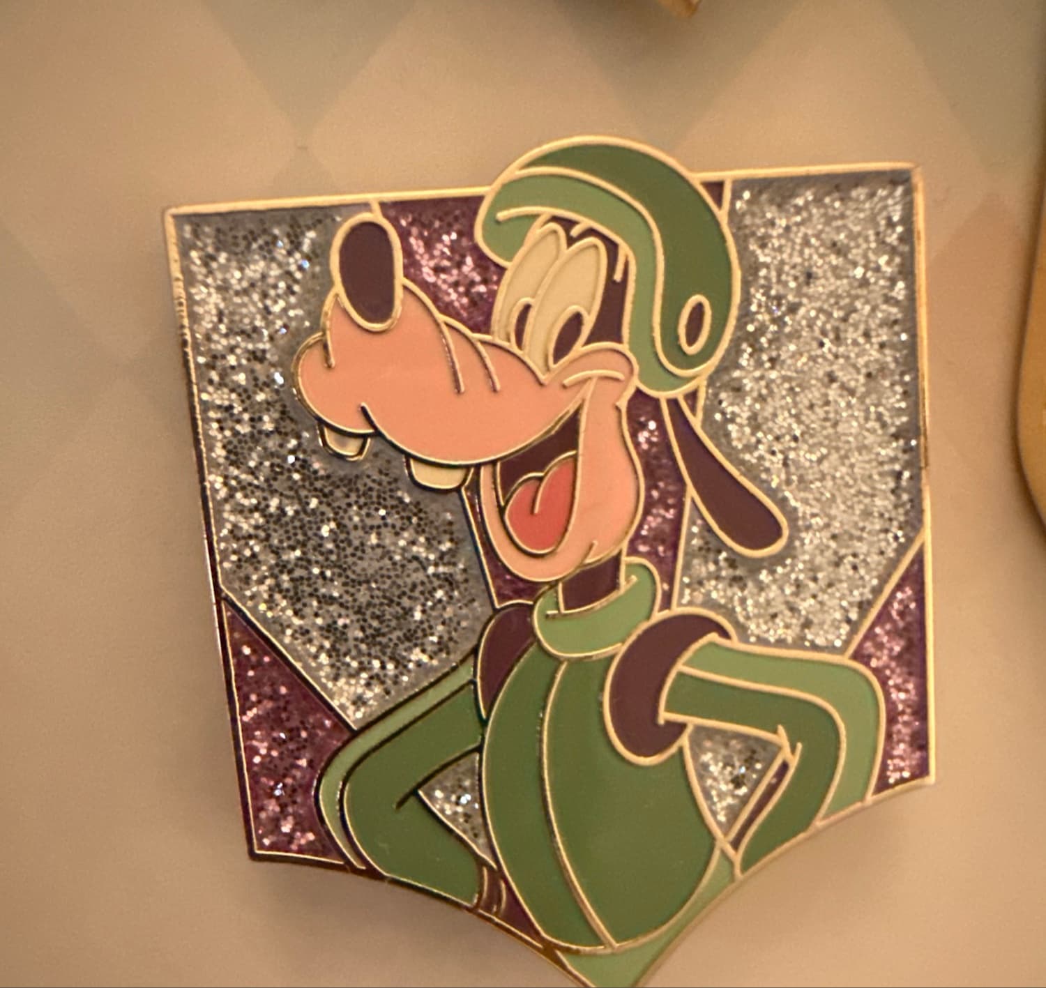 Disneyland 70th Anniversary Vault Collection Pin Set 1 - Goofy front