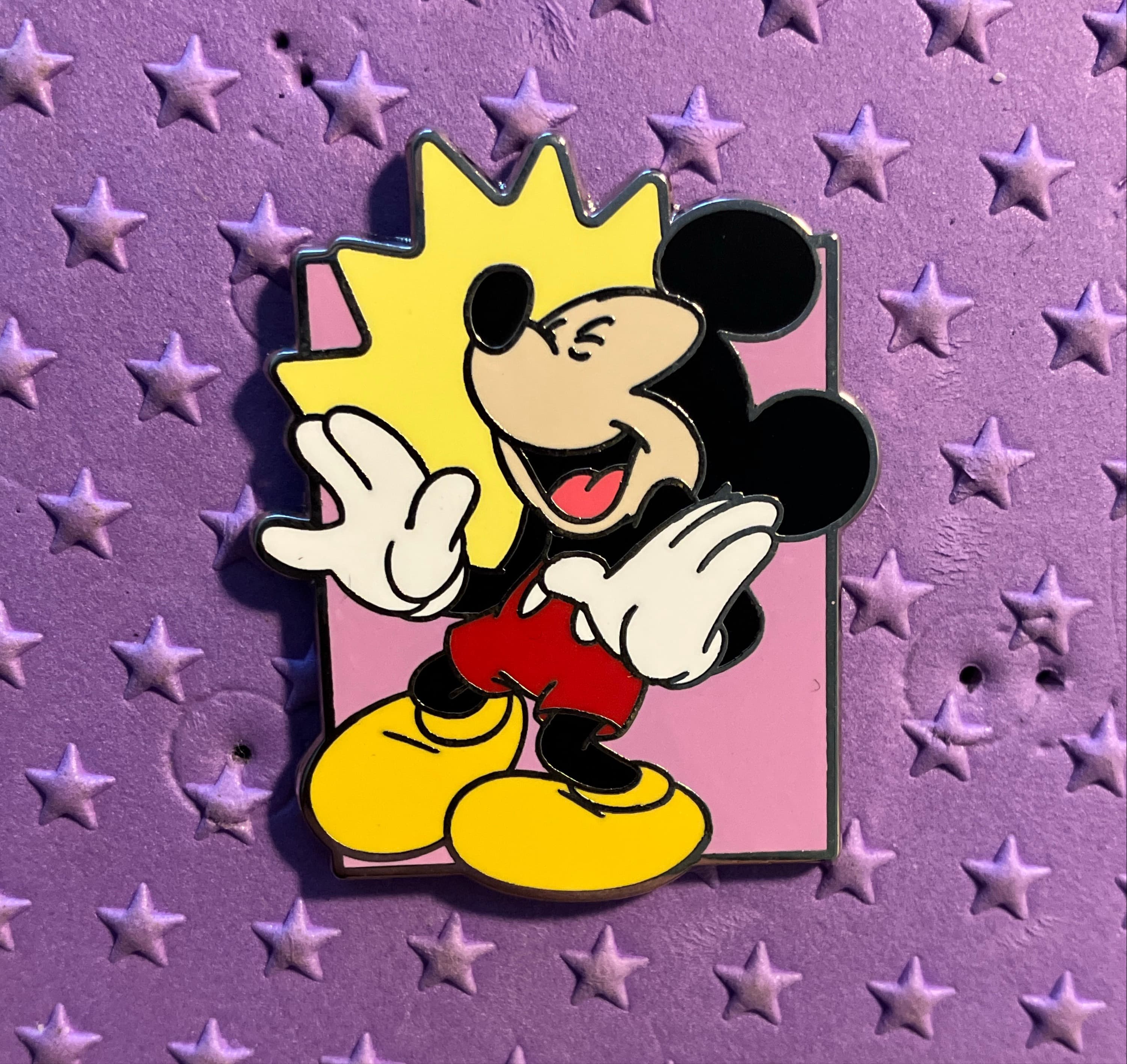 Mickey Mouse Laughing - Mickey Mouse Expressions Pin Trading Starter Set front