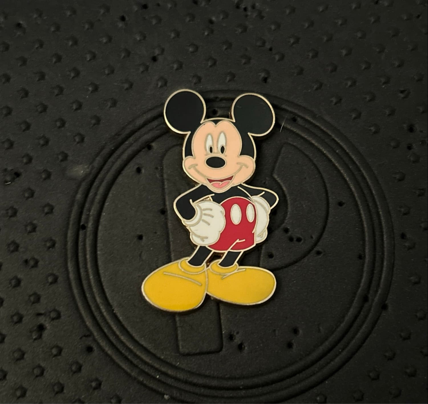 Mickey Mouse - Hands on Hips
