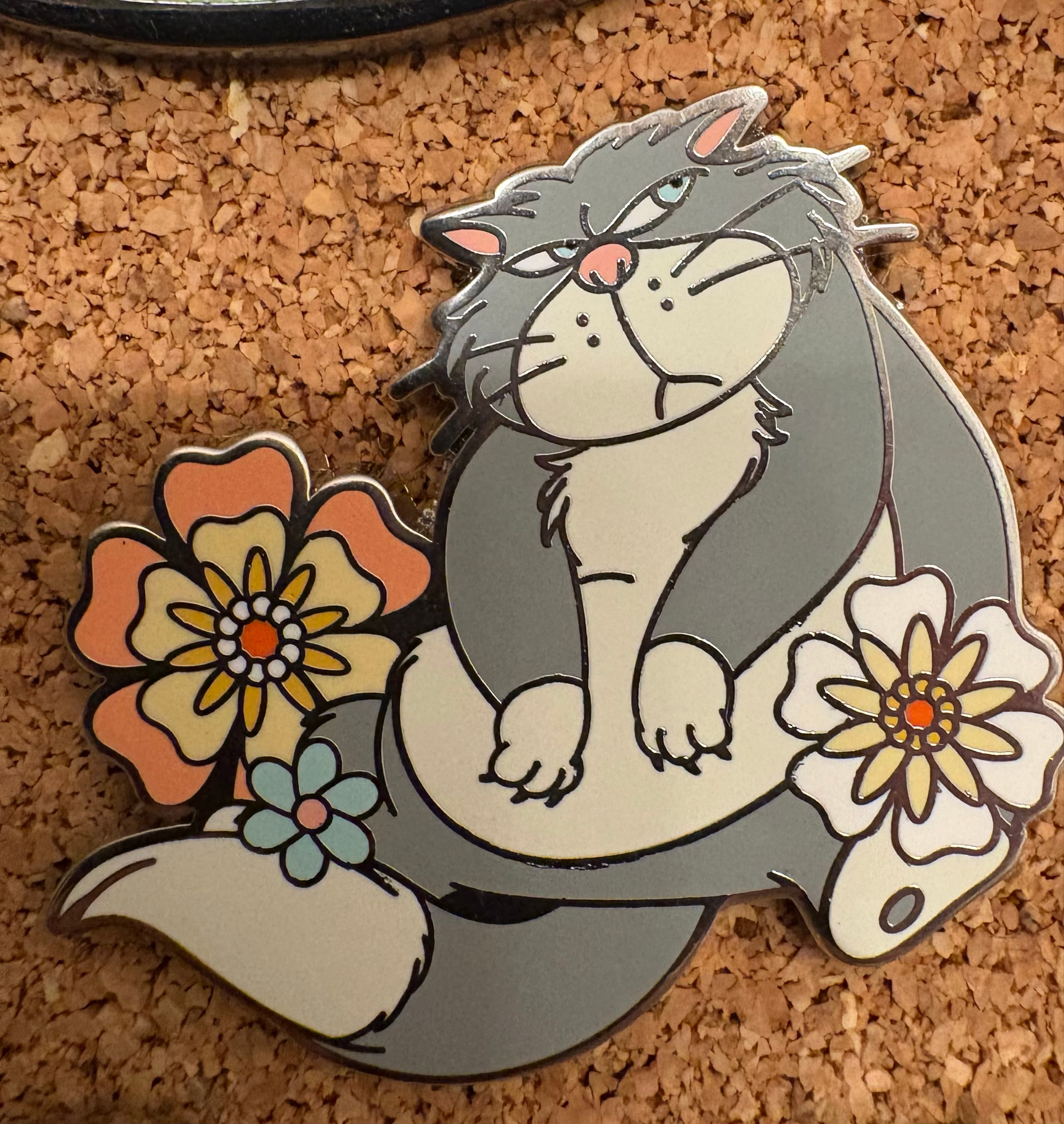 Loungefly Disney Cats & Dogs Floral Blind Box Enamel Pin - Lucifer