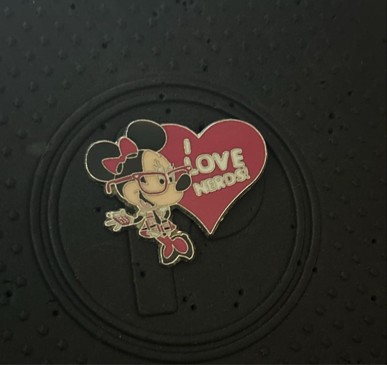 Minnie "I Love Nerds" front