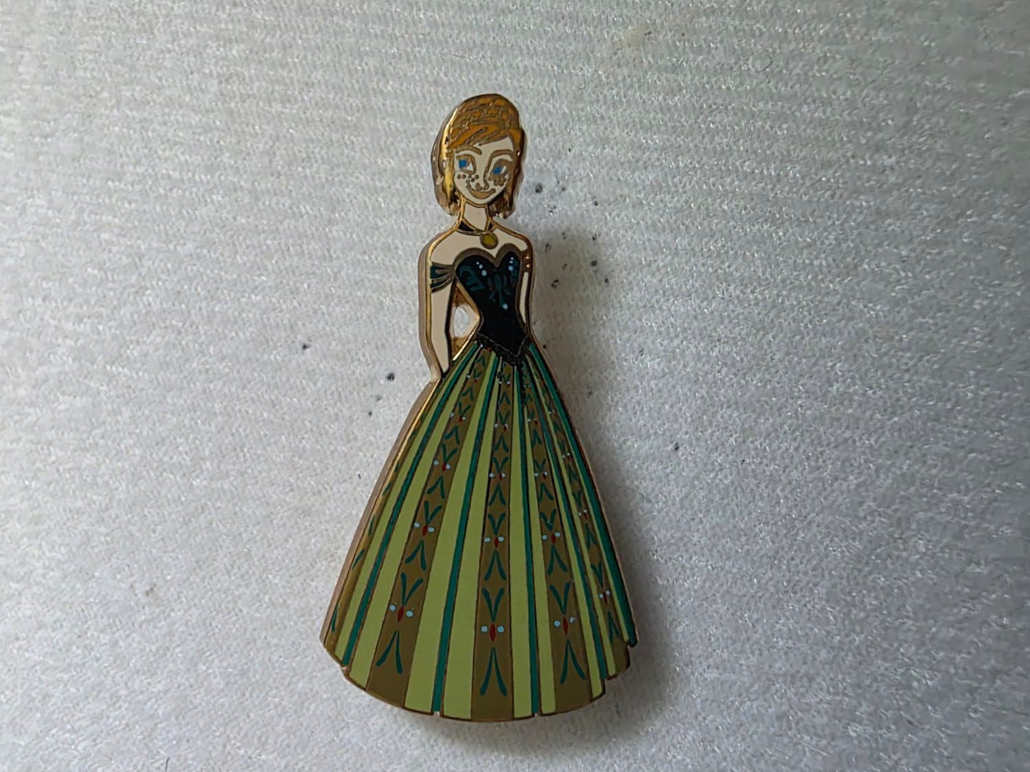 Anna Open Edition pin front