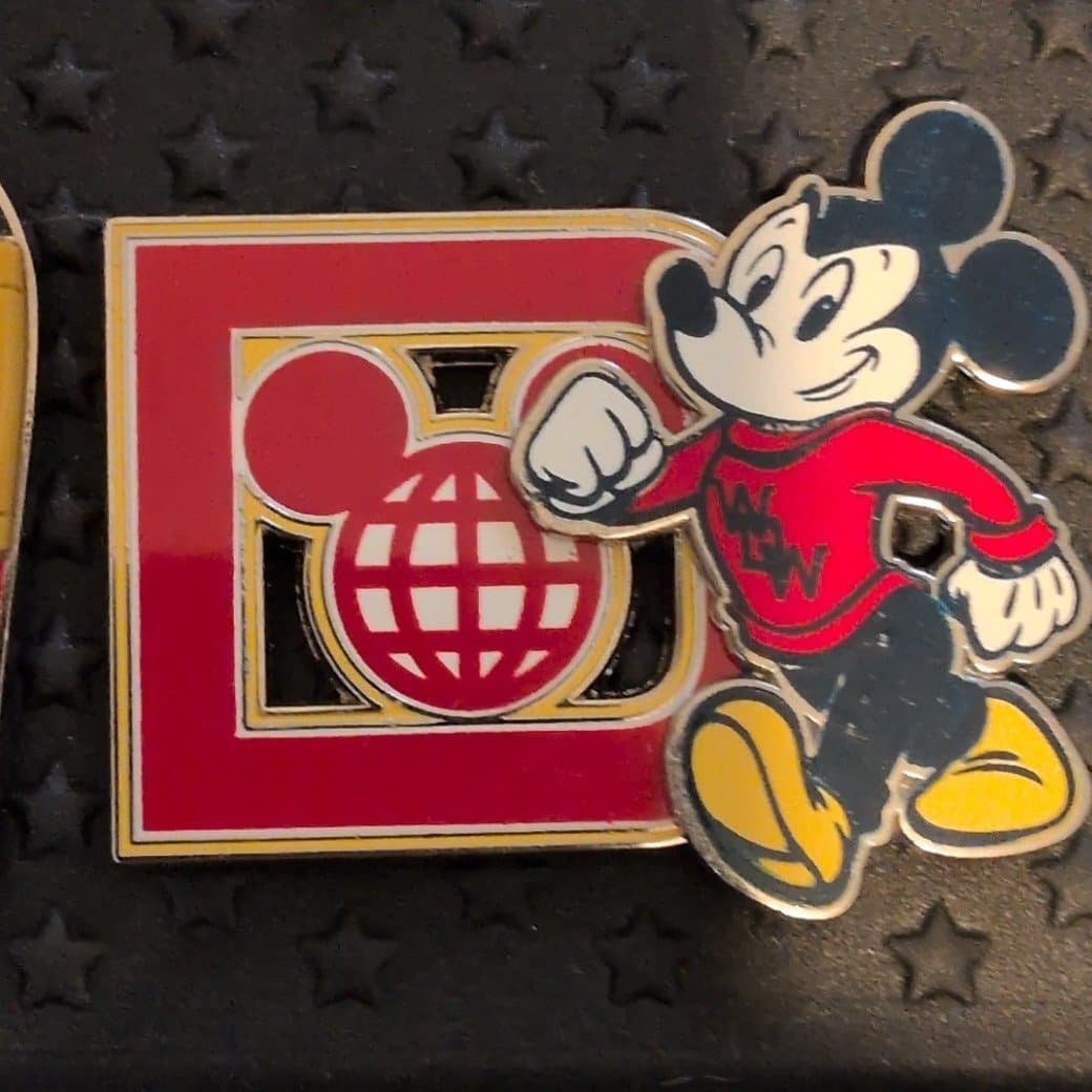 Walt Disney World Resort Ear Globe Pin of the Month