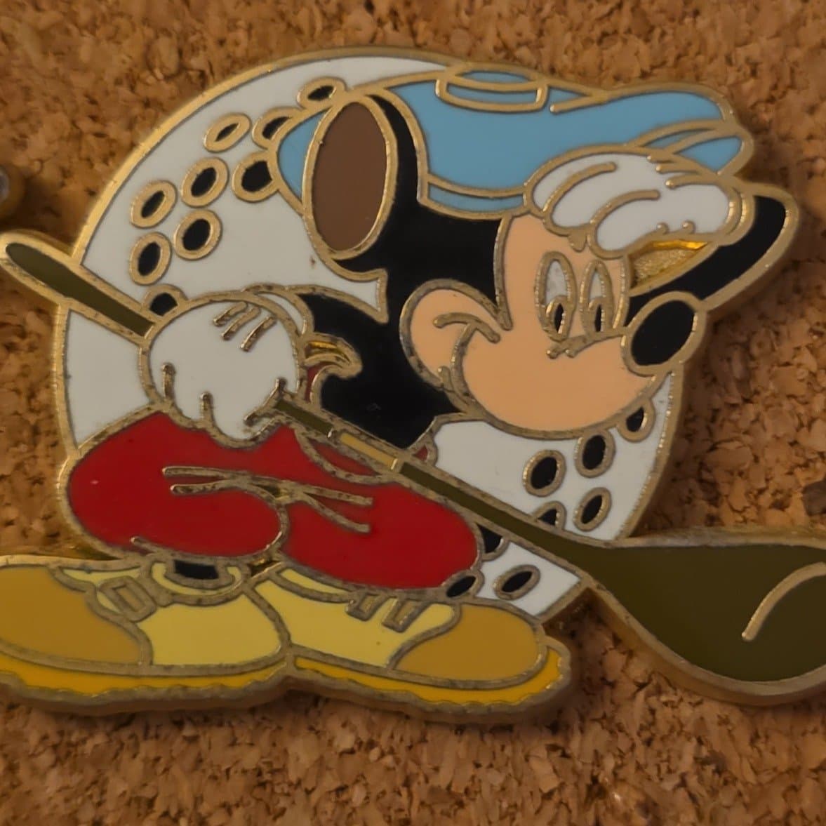 Mickey Mouse Golfing