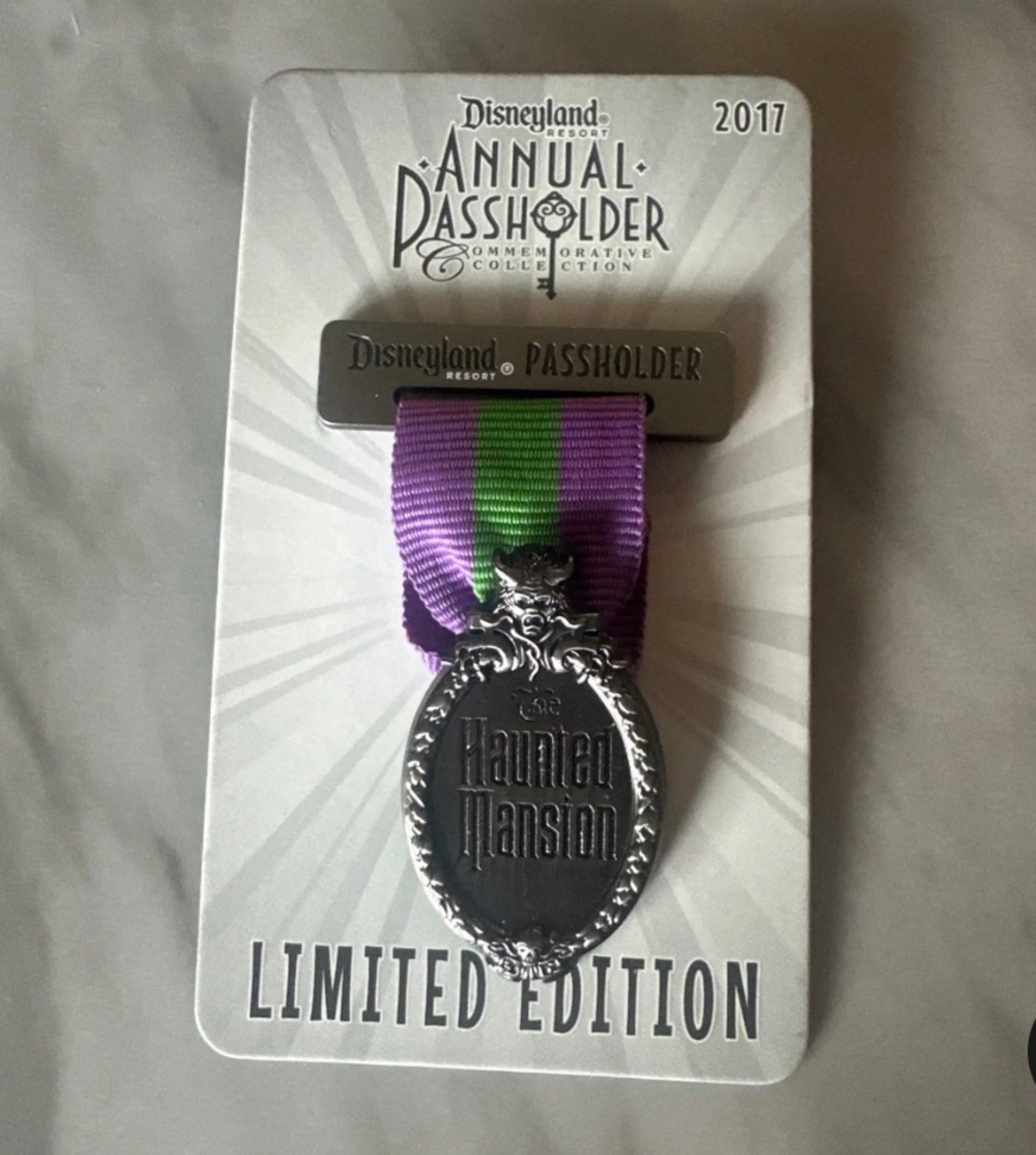 Annual Passholder Commemorative