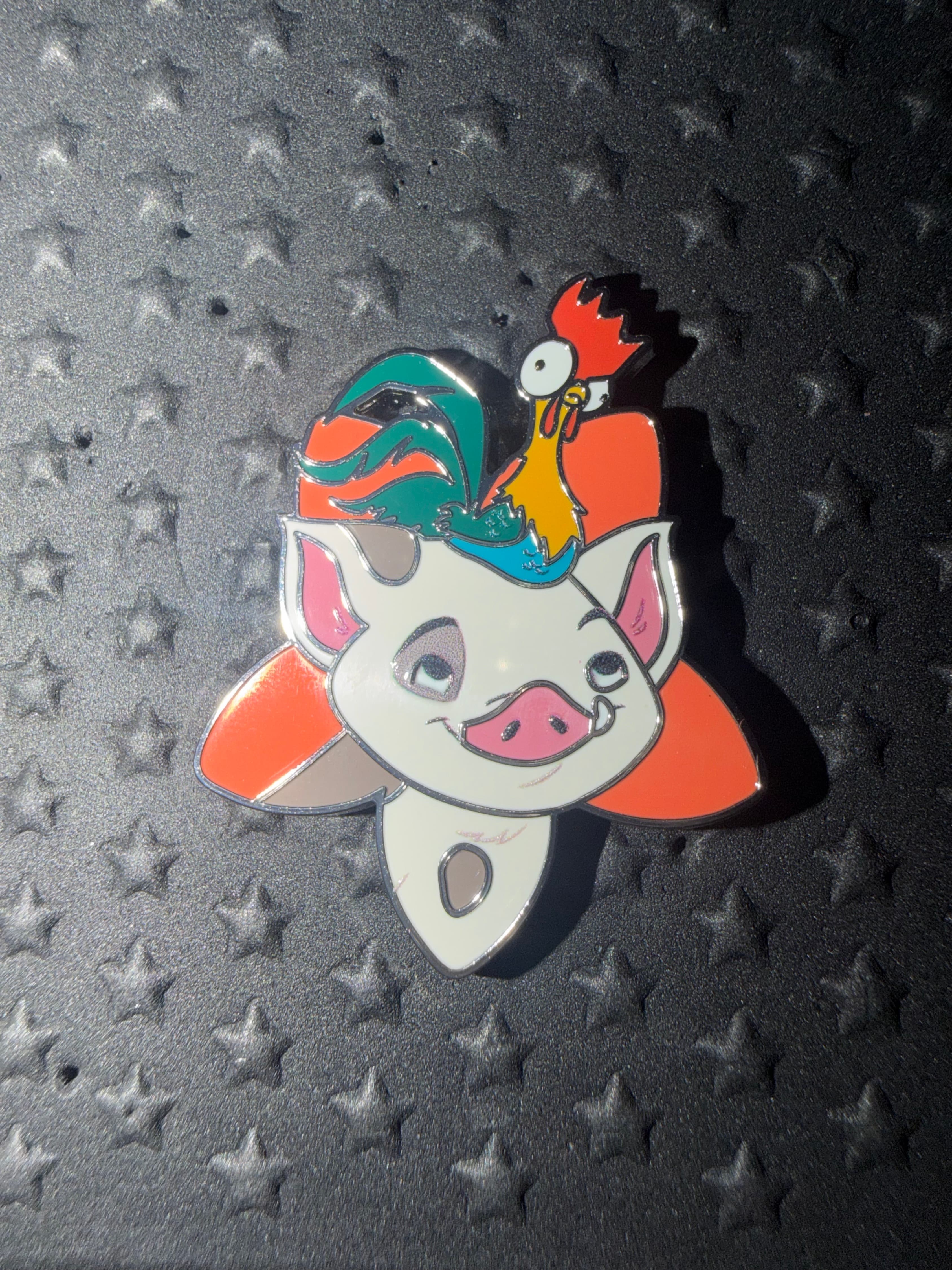 Pua and Hei Hei - Moana - Disney Parks