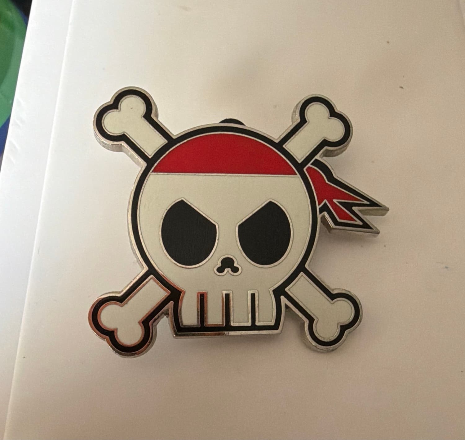 Pirates of the Caribbean Skull Medallion front