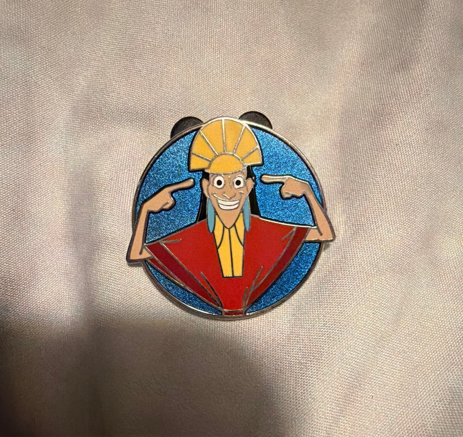 Kuzco Pointing to Head - The Emperor's New Groove - Yzma and Kuzco 2 Pin Set