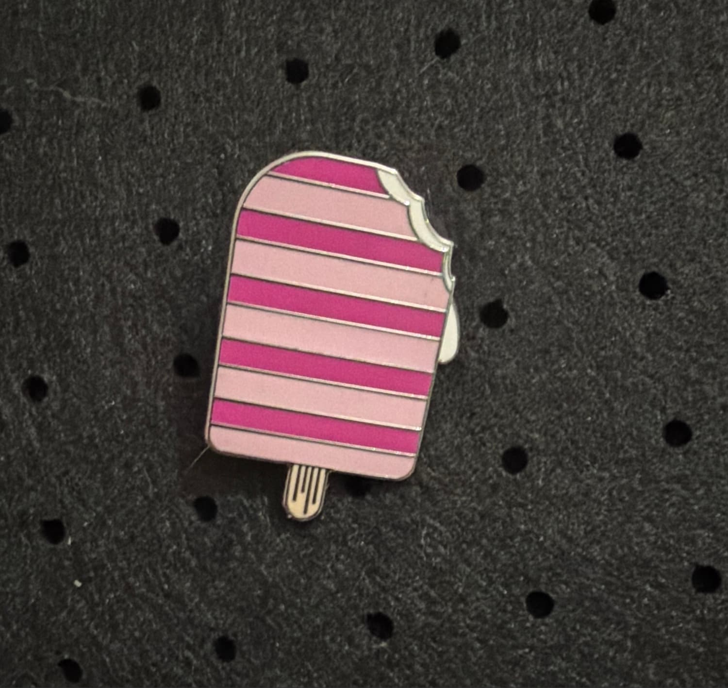 Minnie Mouse Popsicle Hidden Mickey Pin