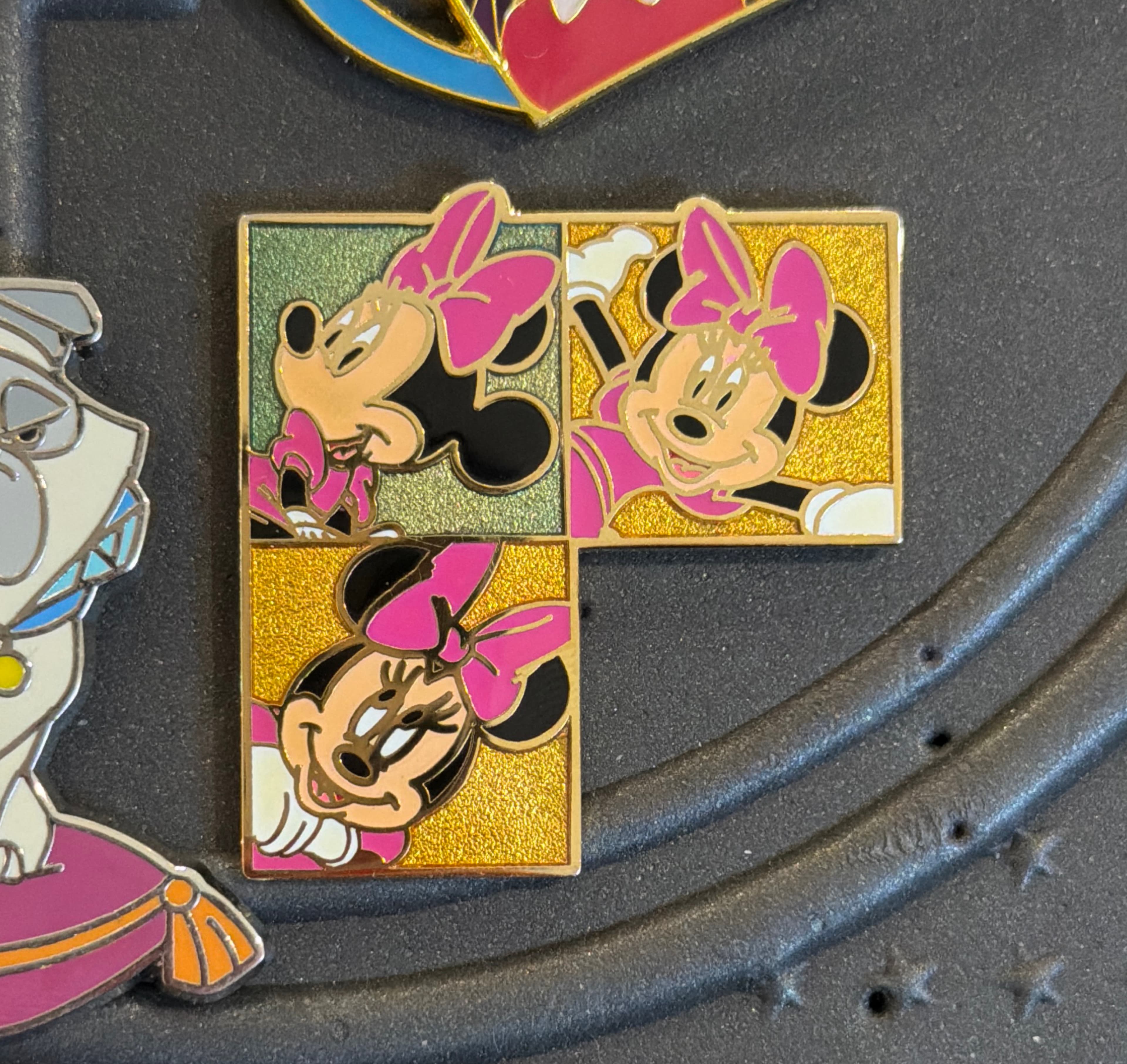 Minnie Mouse - Fab 5 Puzzle Pieces front