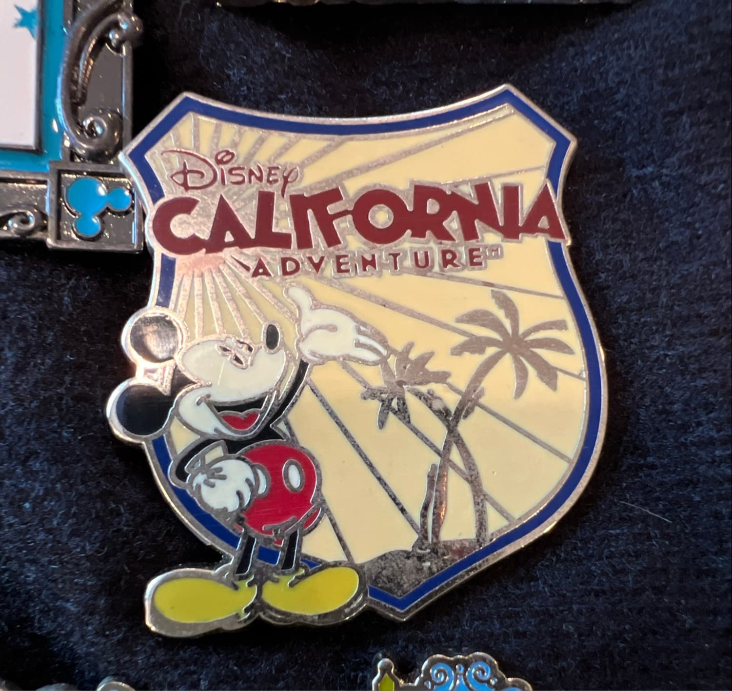 DLR - Disney California Adventure Park Shield - Mickey Mouse