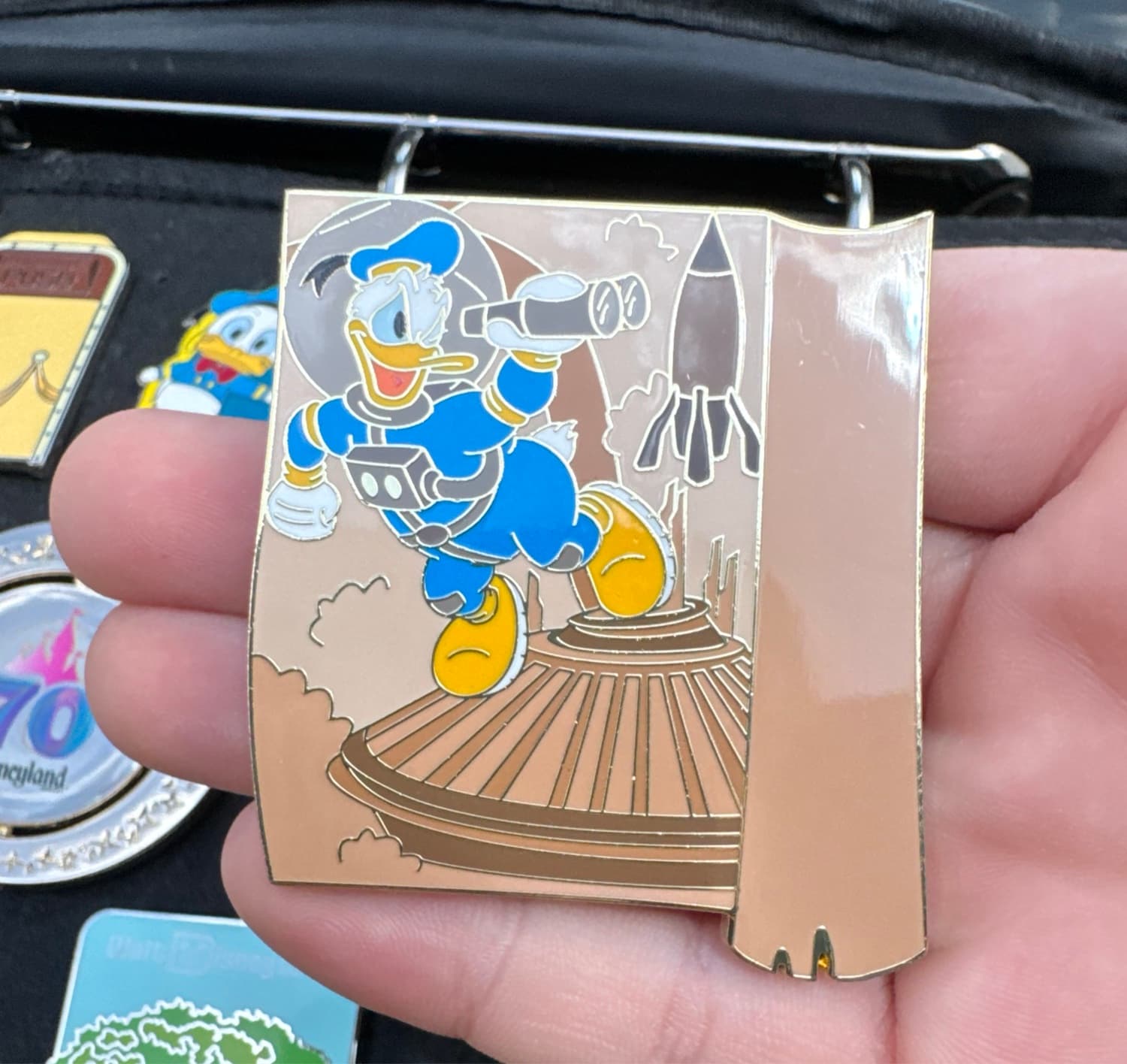 Donald Duck Astronaut with Binoculars - Tomorrowland